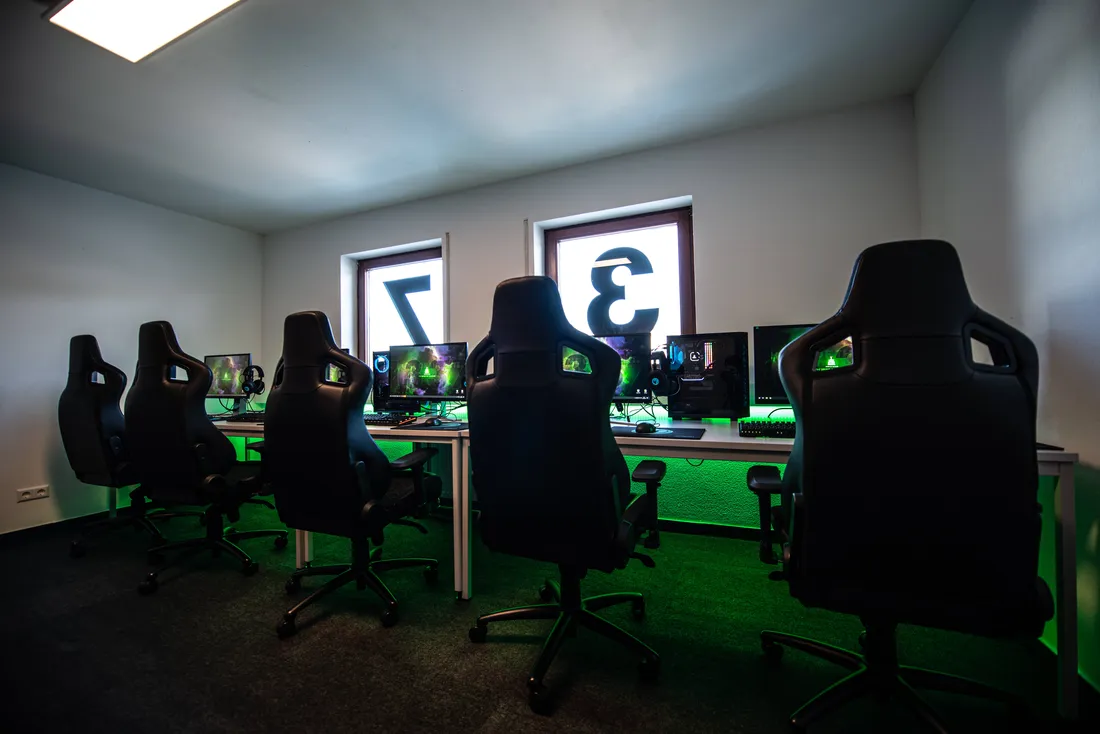 5120x1440 Gaming