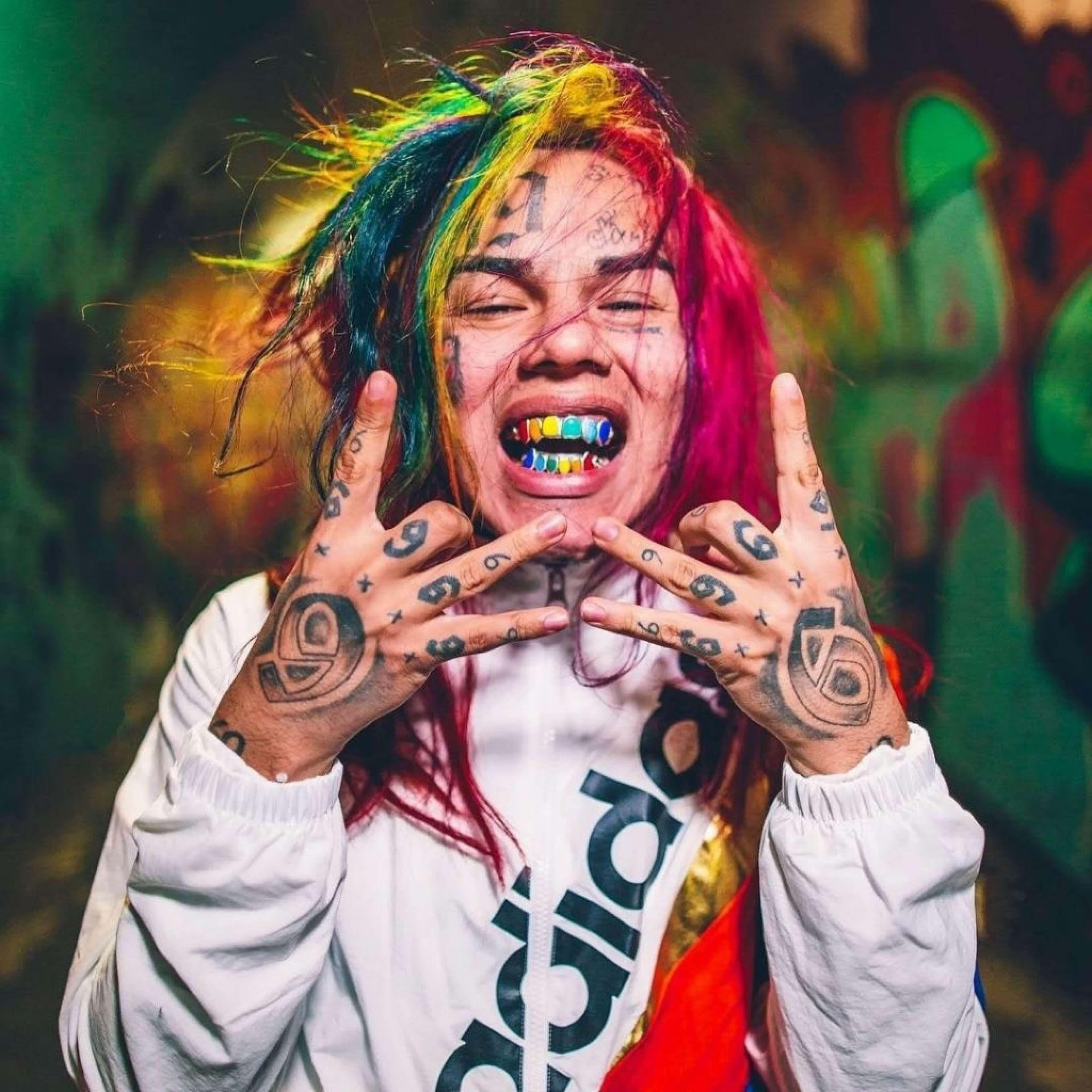 69 Rapper, rainbow hair, tattoos, 4K Desktop Wallpaper