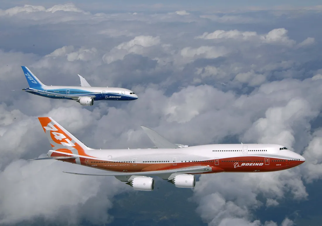 747 Airplane