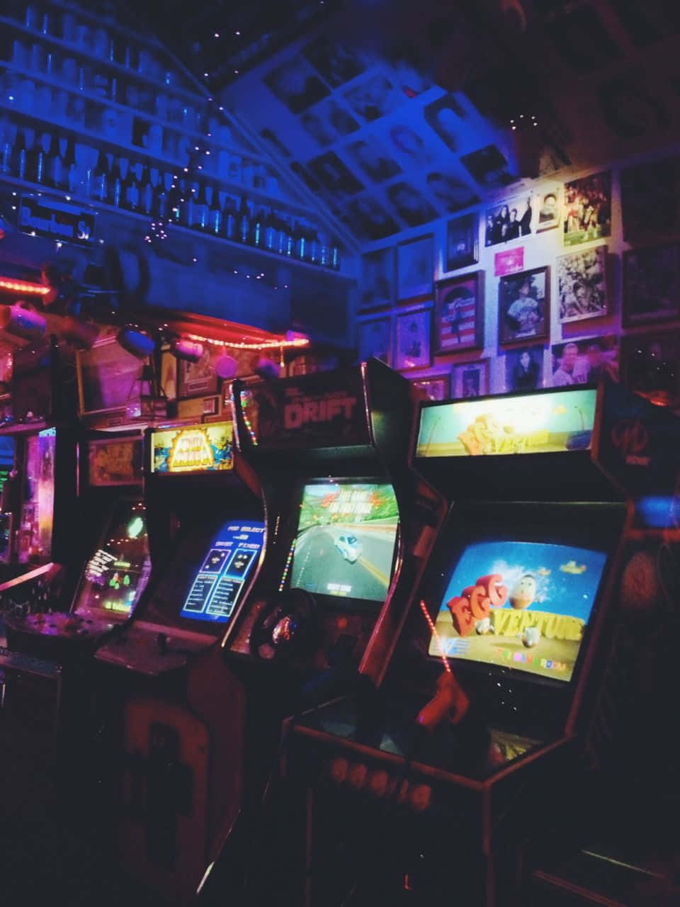 80s Retro Arcade, neon lights, arcade machines, HD Phone Wallpaper