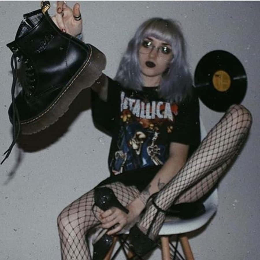silver hair, dark lipstick, black combat boot, SD Desktop Wallpaper