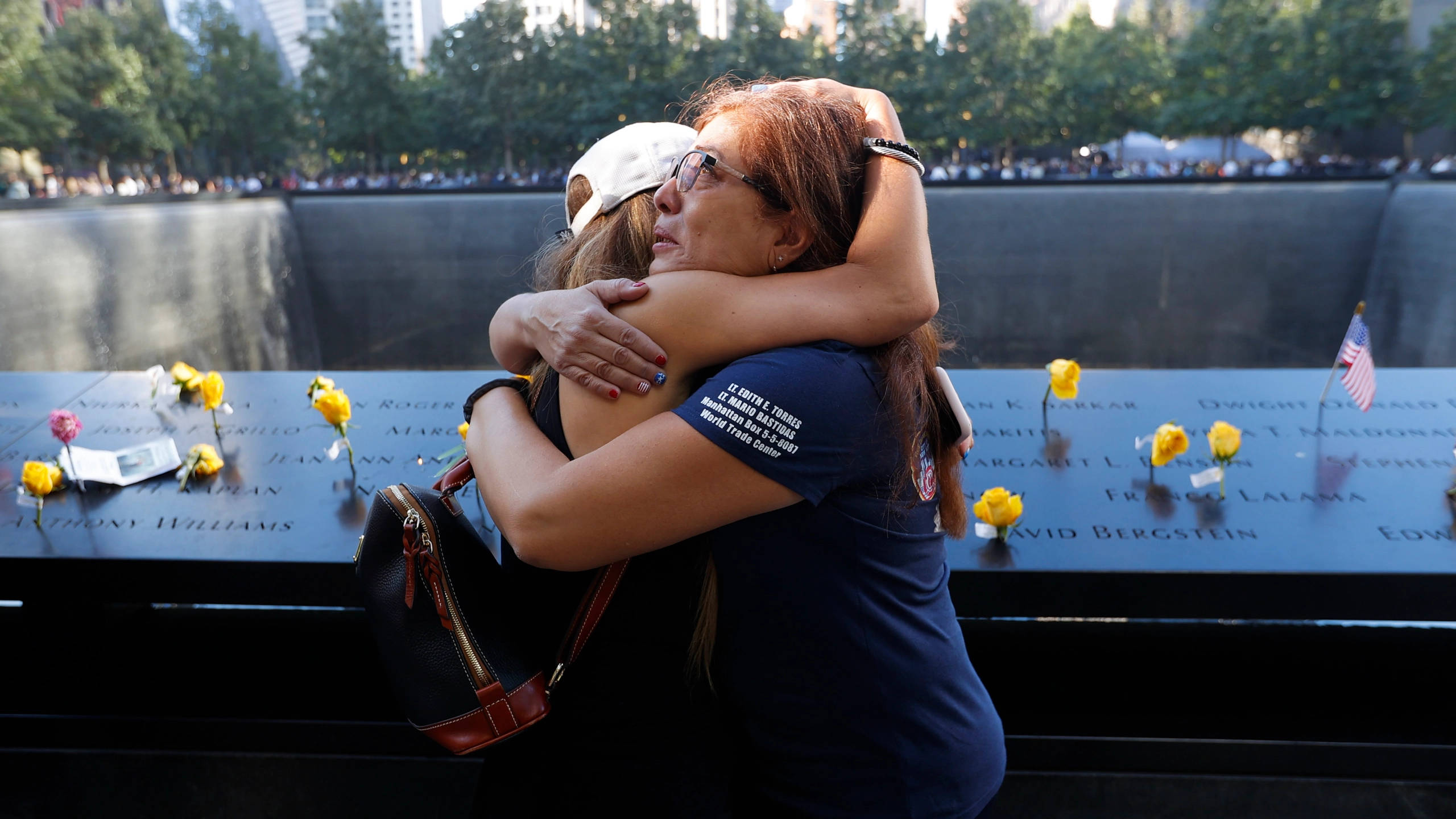 911 Memorial, reflecting pool, engraved names, 2K Desktop Wallpaper