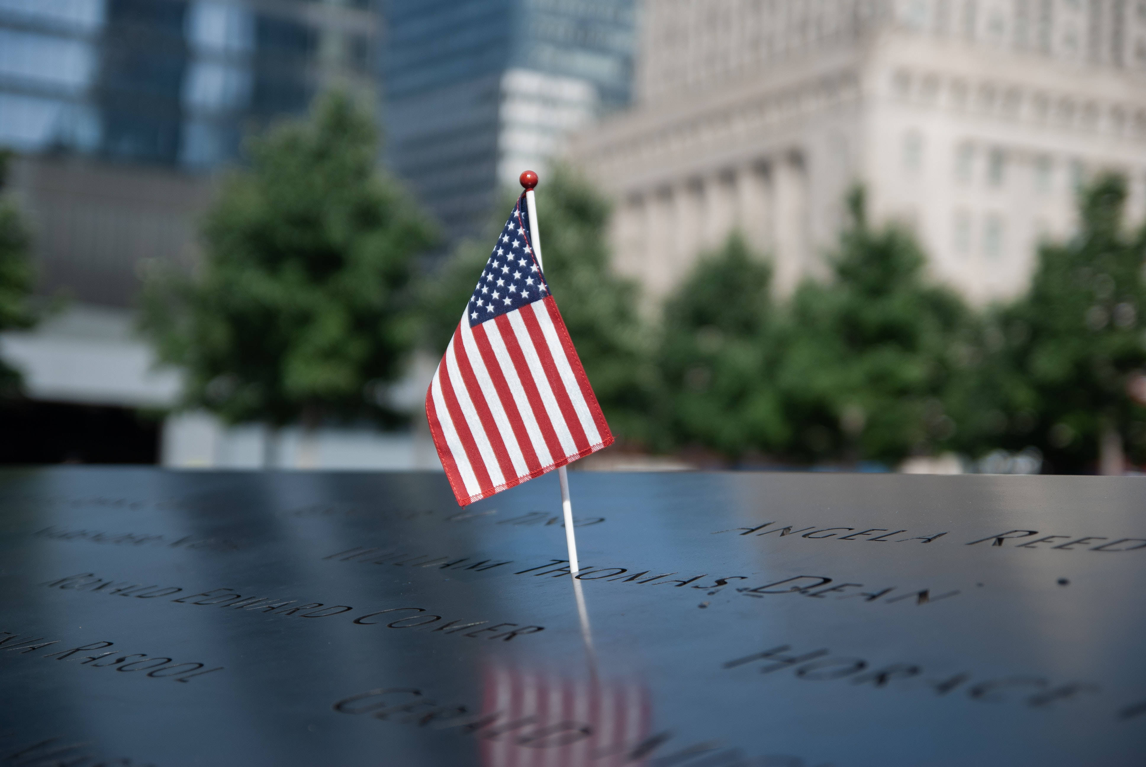 911 Memorial, American flag, reflective memorial surface, 4K Desktop Wallpaper