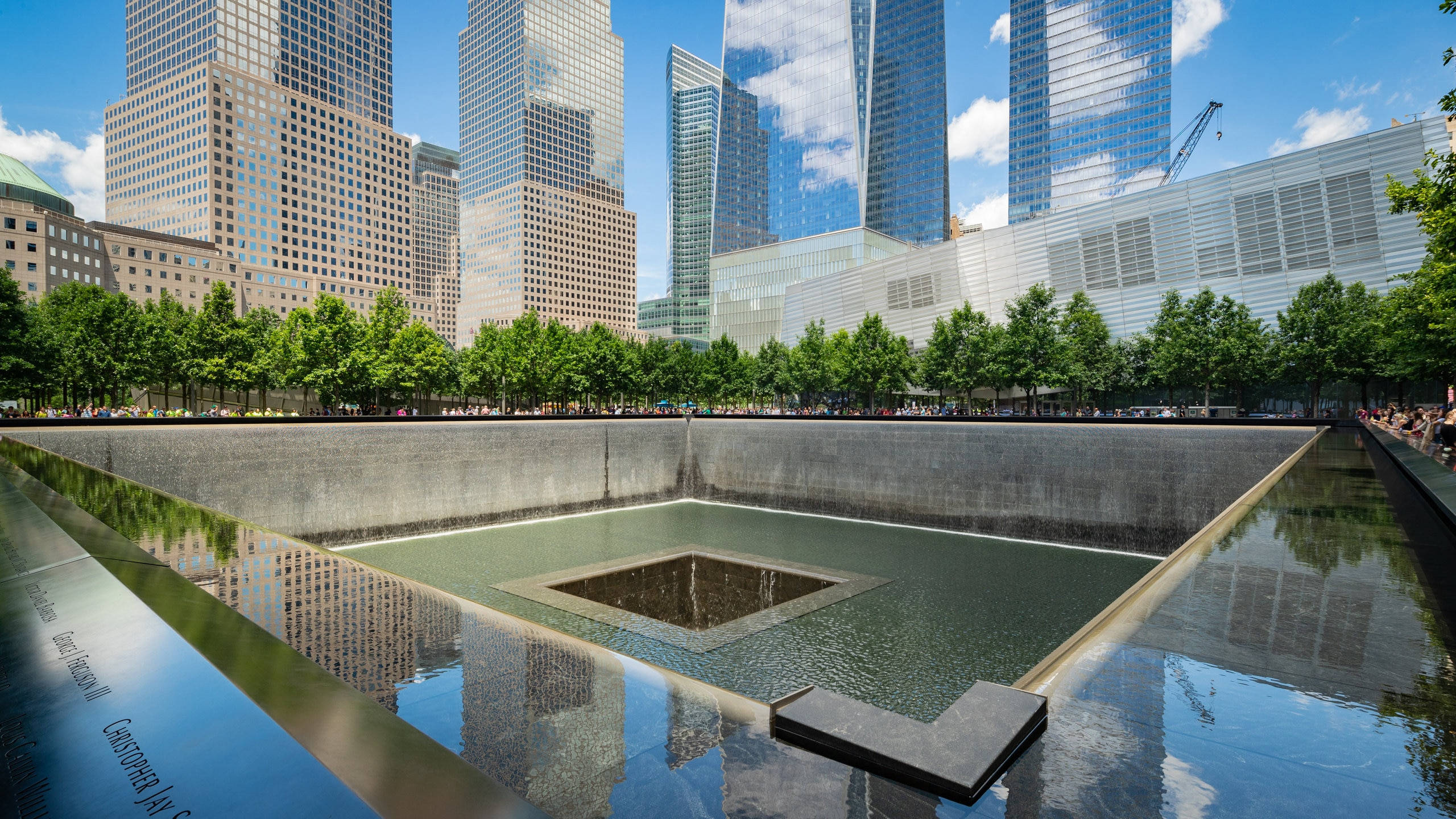 911 Memorial, reflecting pool, green trees, 2K Desktop Wallpaper