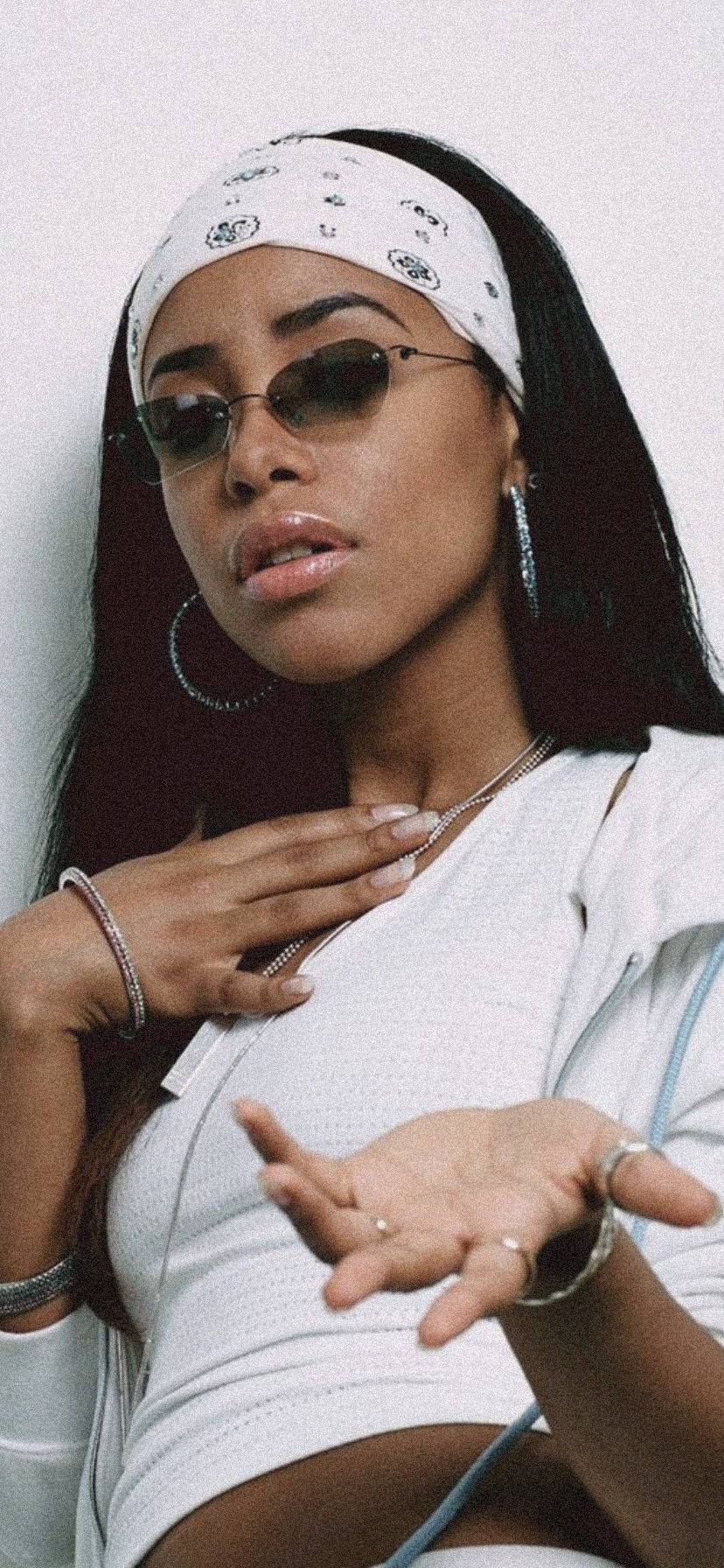 Aaliyah, white bandana, sunglasses, HD Phone Wallpaper