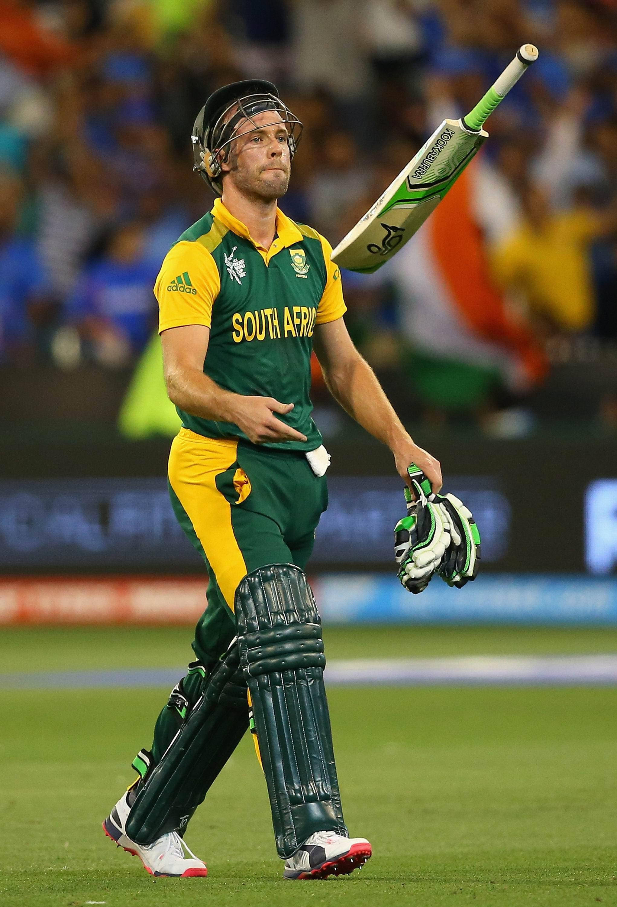 Ab De Villiers, green and yellow uniform, stadium lights, 2K Phone Wallpaper