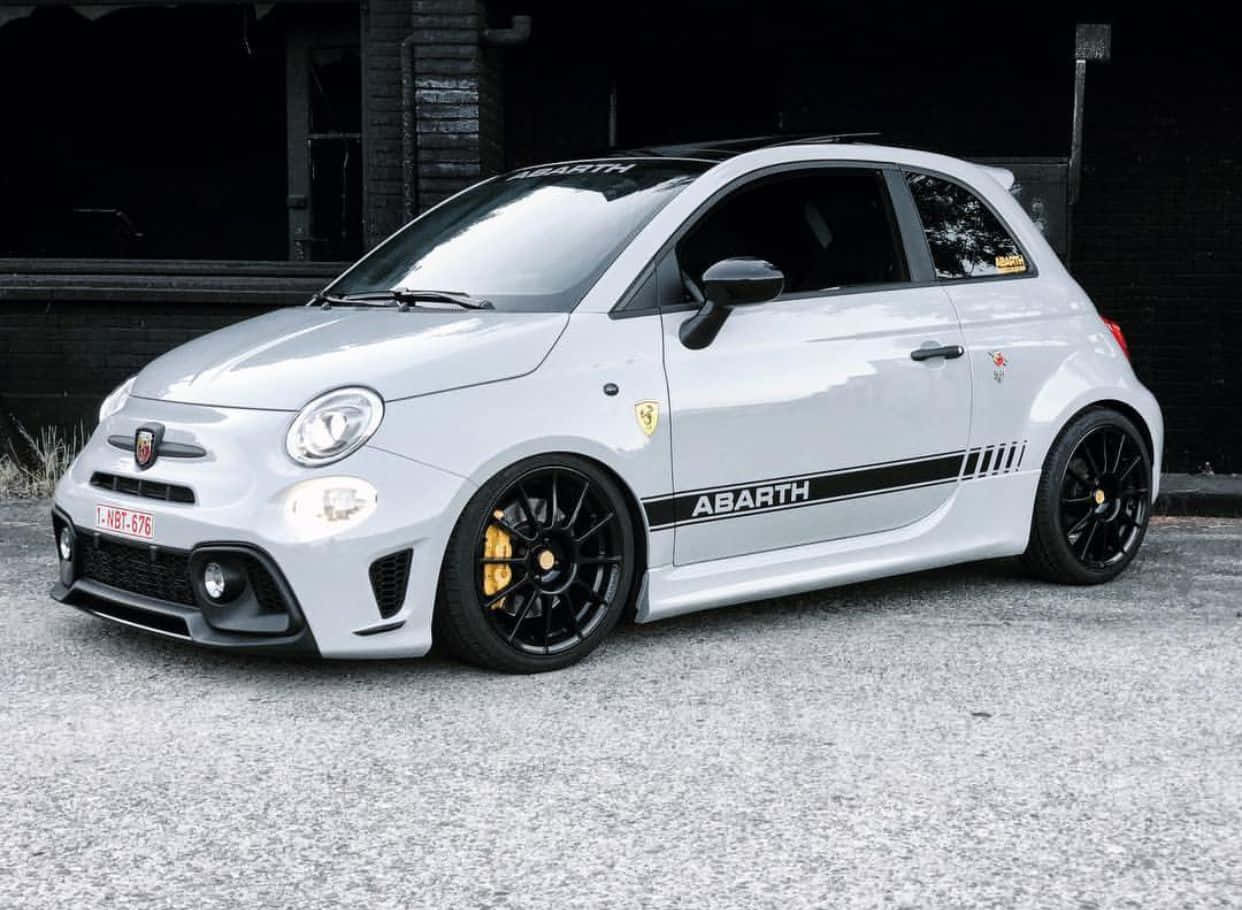 Abarth 595, white, black rims, SD Desktop Wallpaper