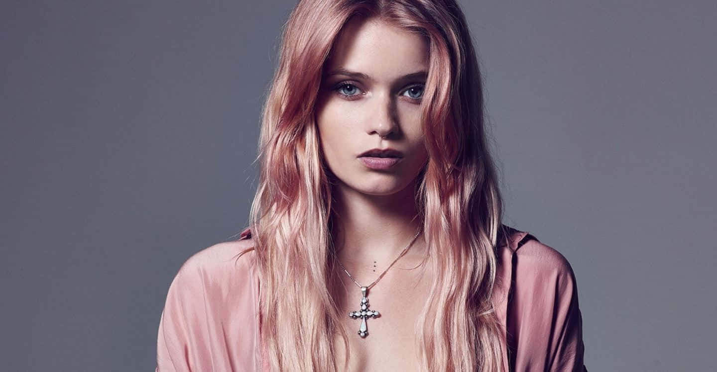 Abbey Lee Kershaw, long pink hair, cross necklace, HD Desktop Wallpaper