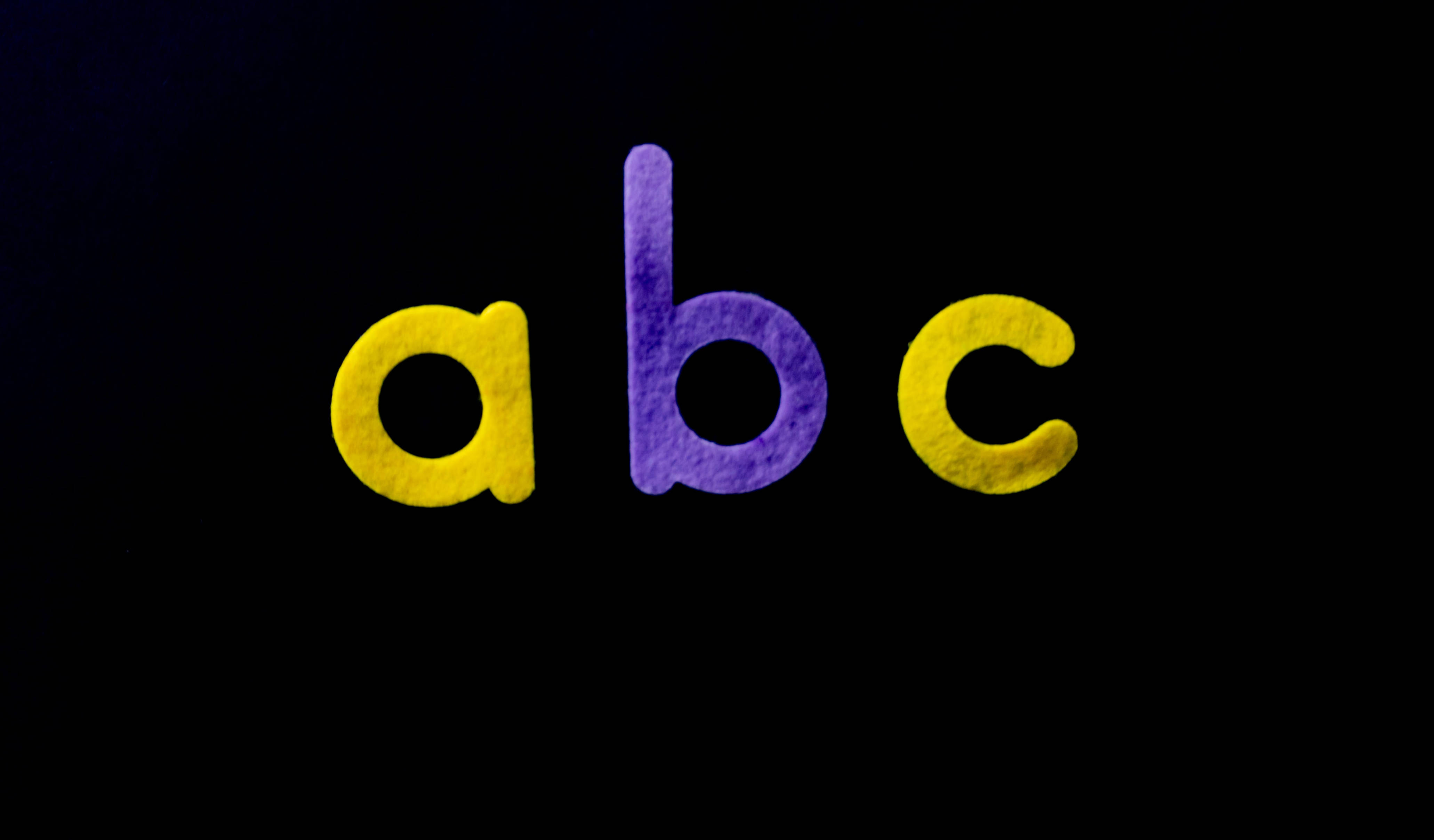 abc letters, purple, yellow, 4K Desktop Wallpaper