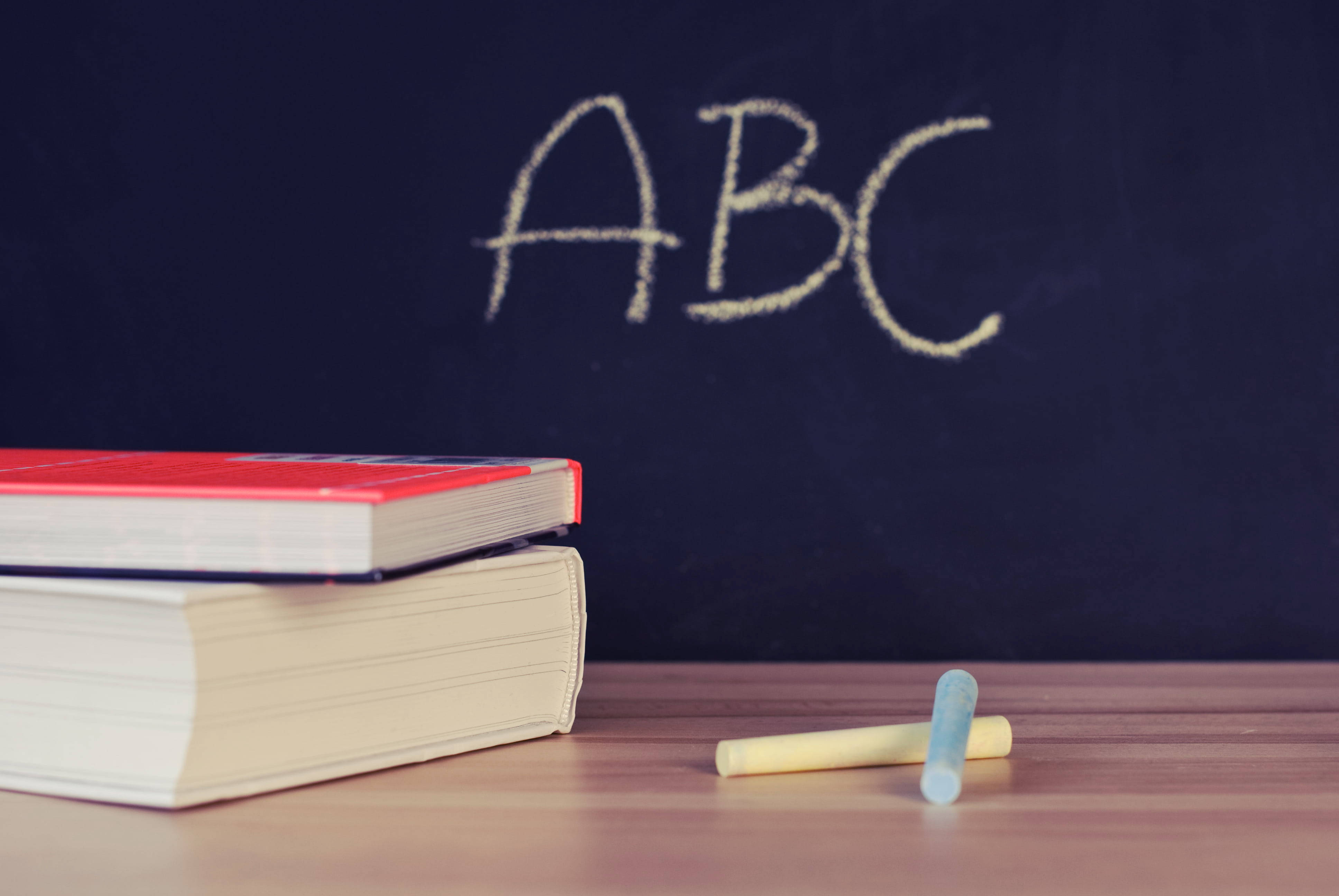 ABC, white chalk, chalkboard, 4K Desktop Wallpaper