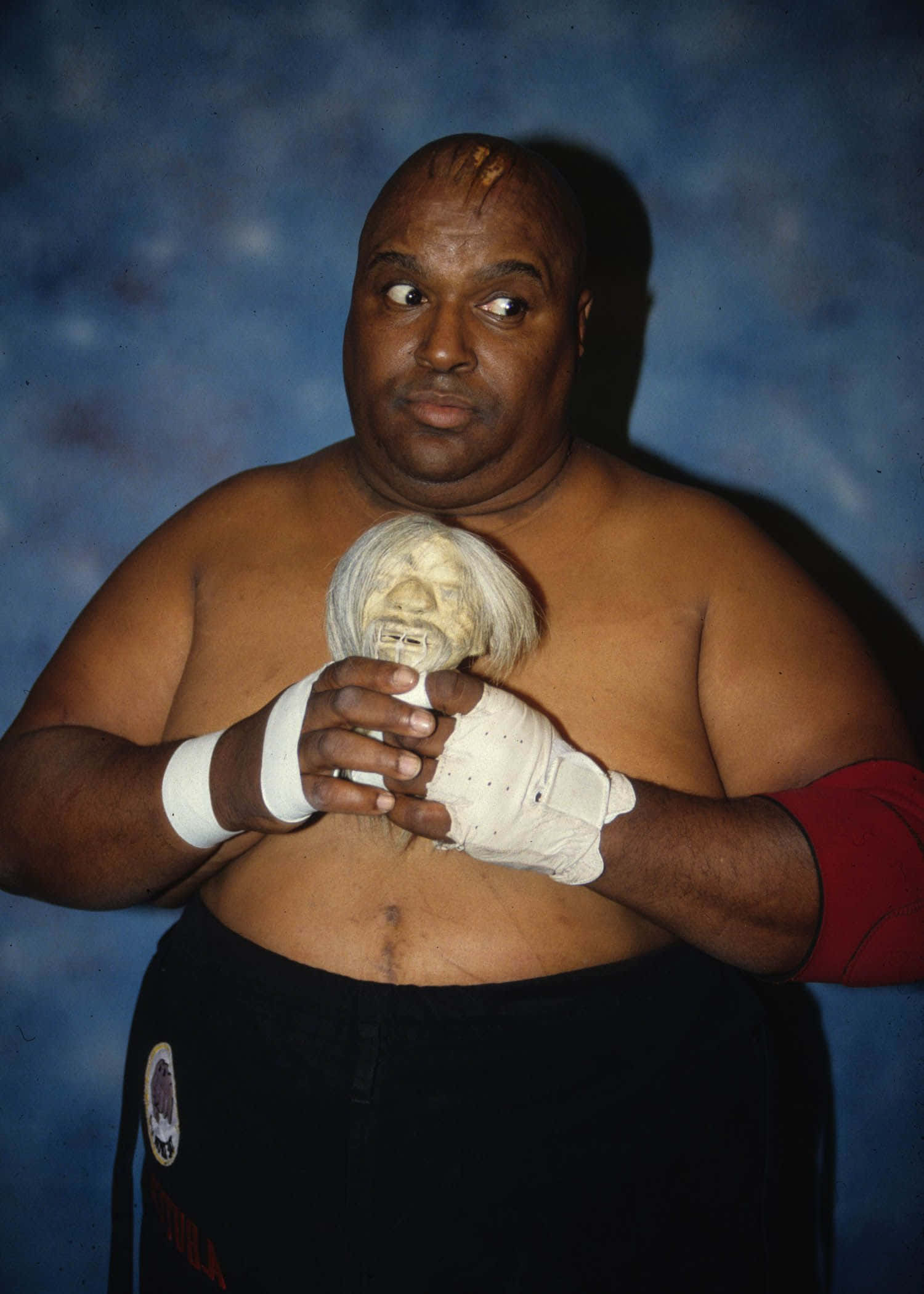 Abdullah The Butcher, white hand wraps, grotesque white-faced mask, Full HD Phone Wallpaper