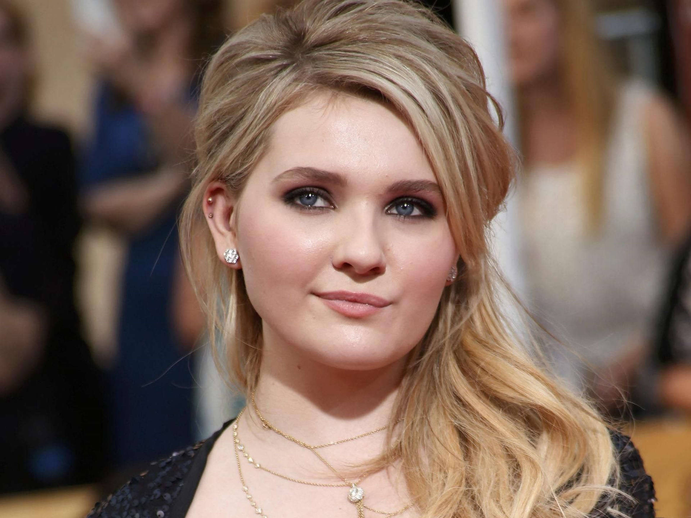Abigail Breslin, blonde, blue eyes, Full HD Desktop Wallpaper