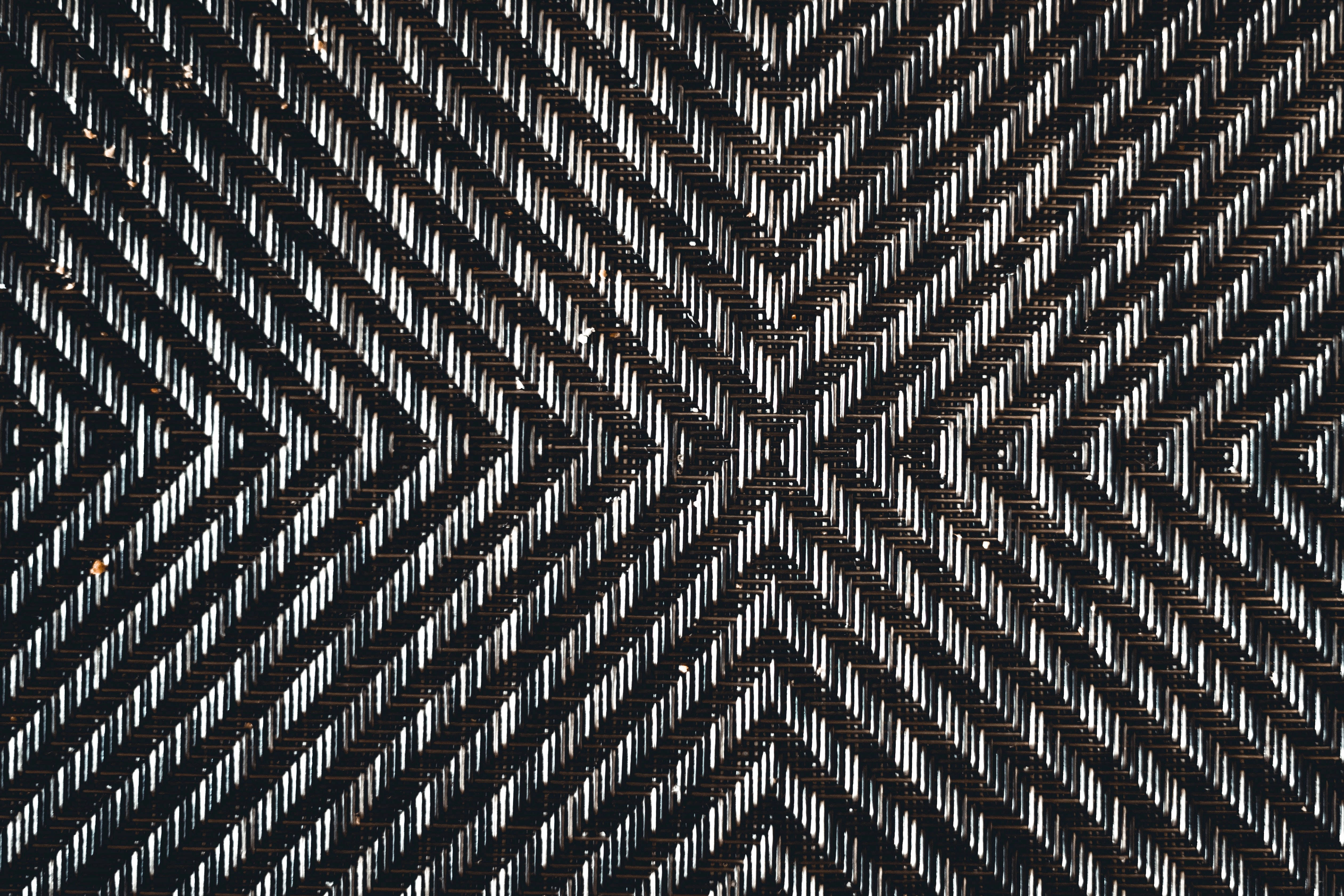 abstract striped cross pattern, black and white, diagonal lines, 4K Desktop Wallpaper