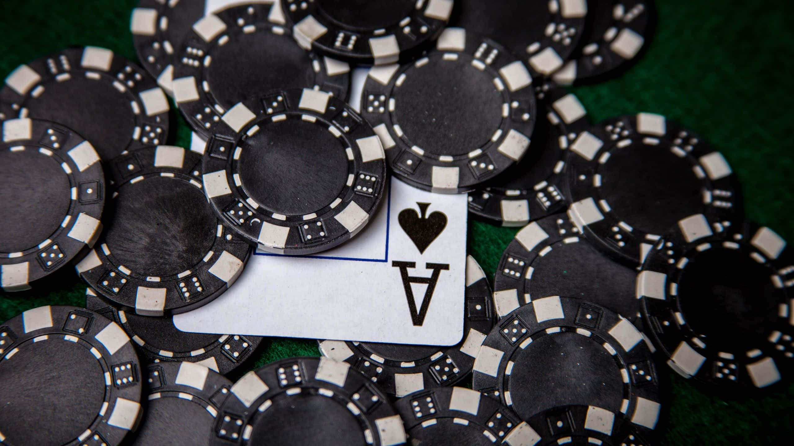 Ace of Spades, poker chips, black and white, 2K Desktop Wallpaper