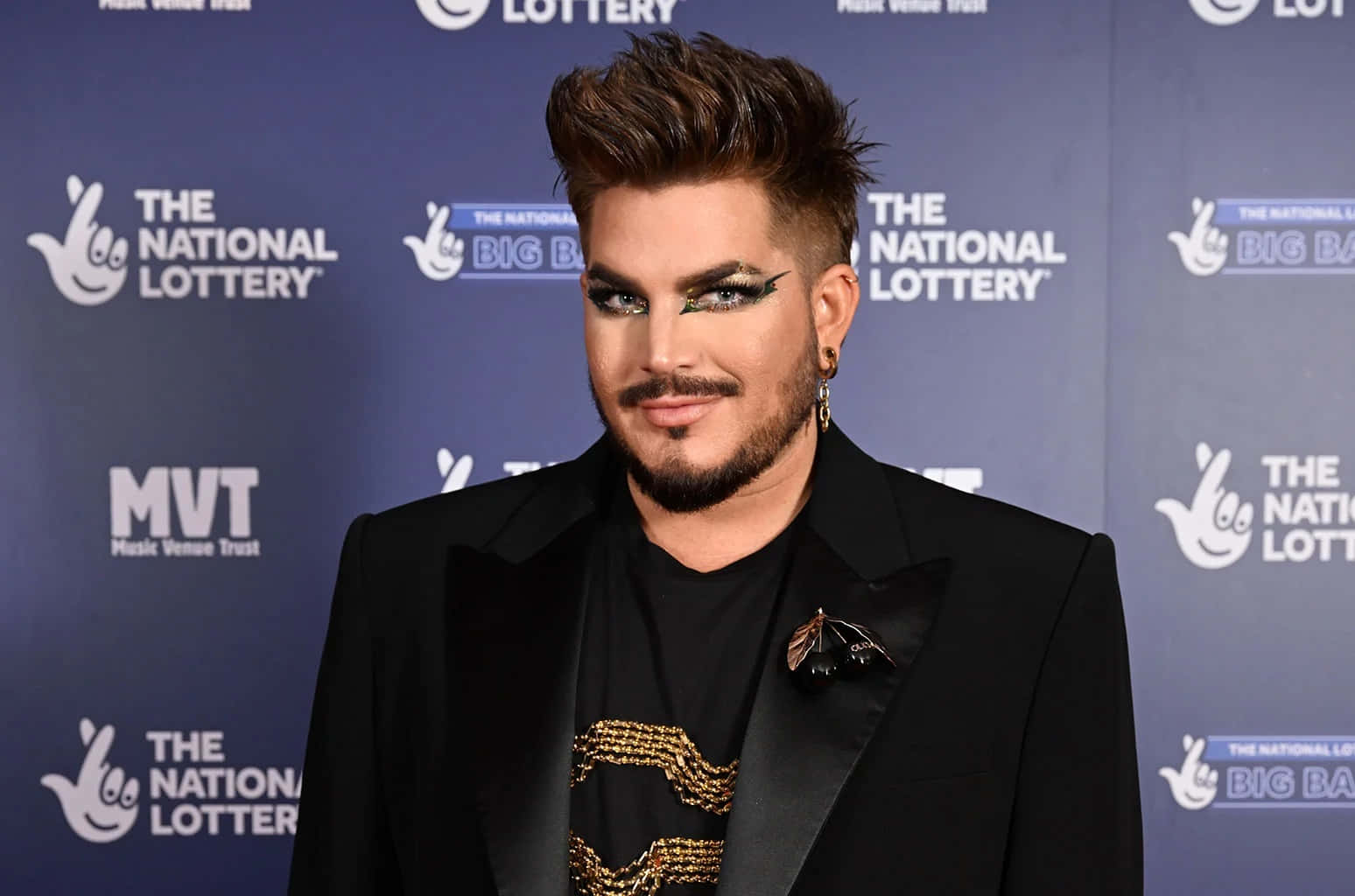 Adam Lambert, black suit, gold chain detail, HD Desktop Wallpaper