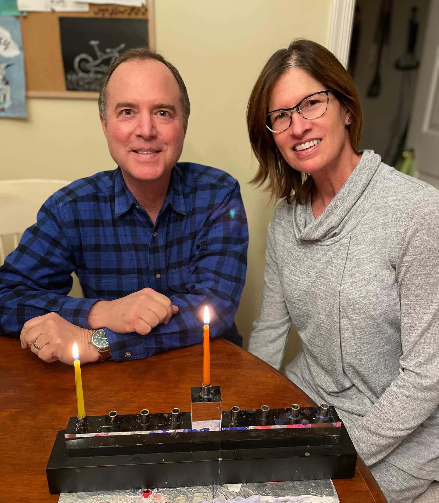 Adam Schiff, wooden table, lit candles, HD Phone Wallpaper