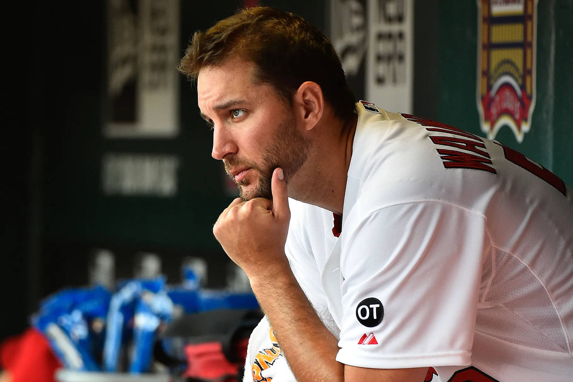 Adam Wainwright, white uniform, dugout, HD Desktop Wallpaper