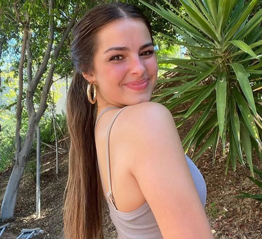 Addison Rae PFP