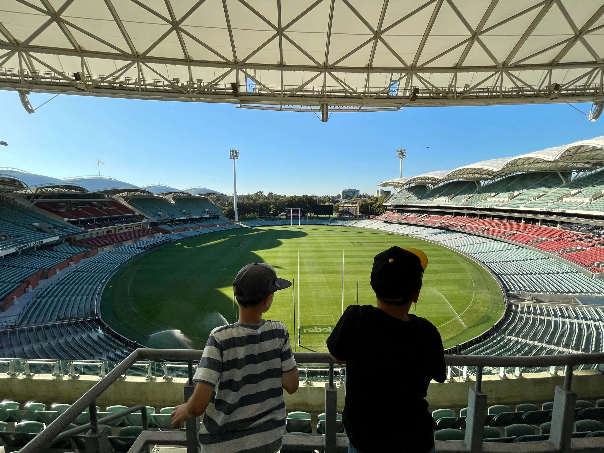 Adelaide Oval, spectators view, sunlit green rugby field, 2K Desktop Wallpaper