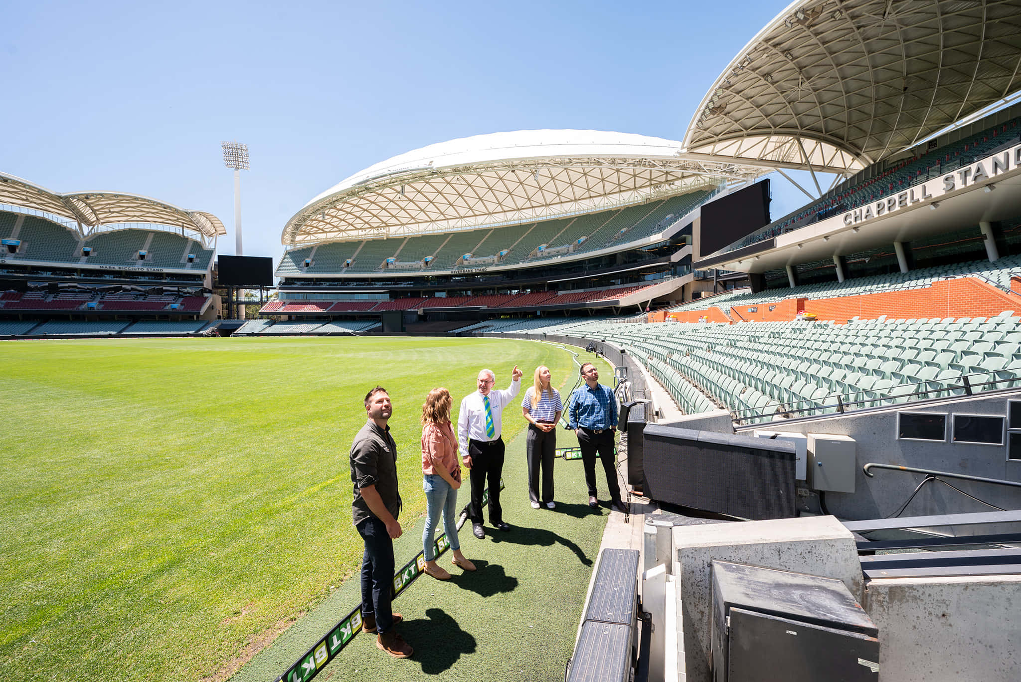 Adelaide Oval, cricket pitch, clear blue sky, Full HD Desktop Wallpaper