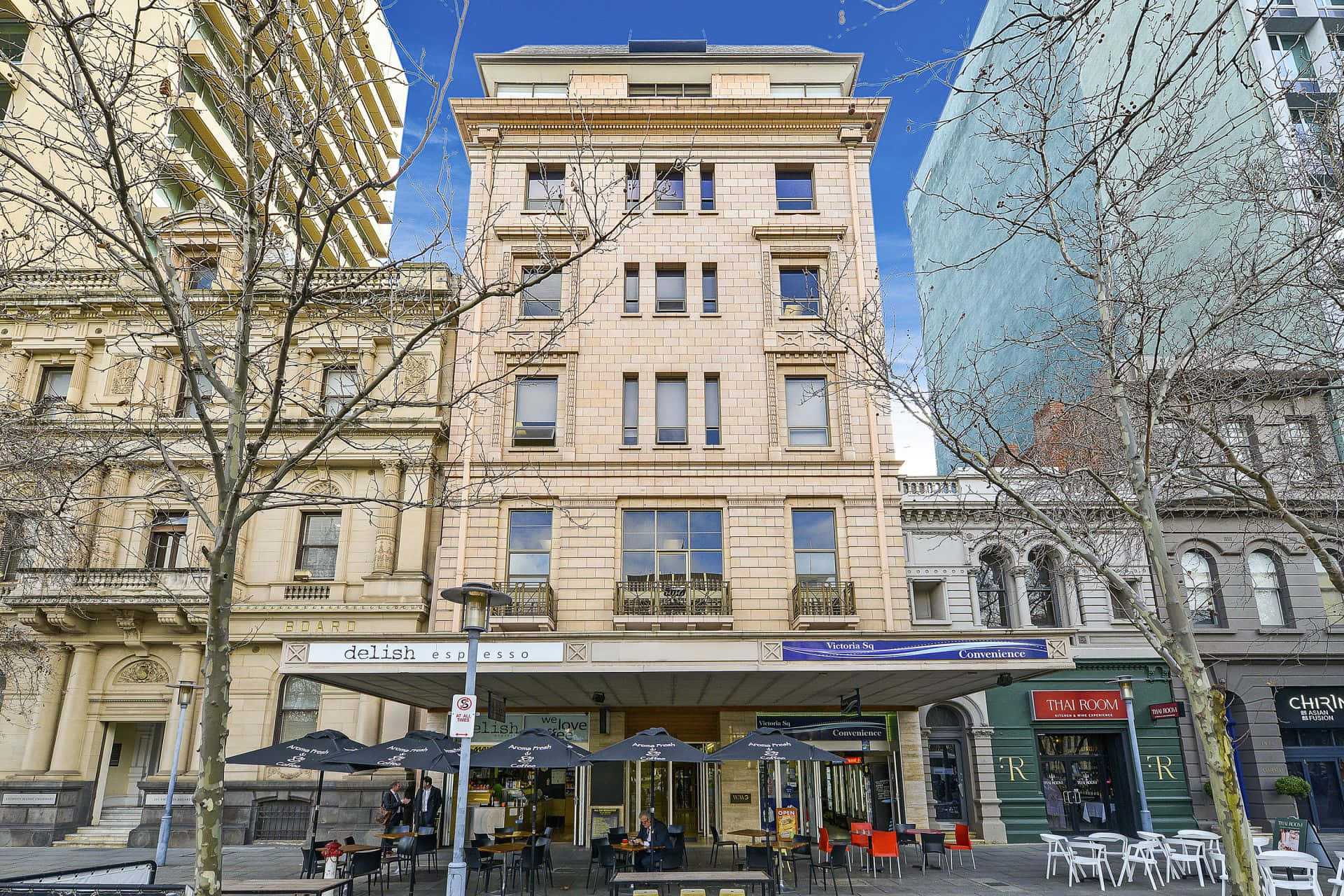 Adelaide Victoria Square, beige stone building, ornate balconies, Full HD Desktop Wallpaper