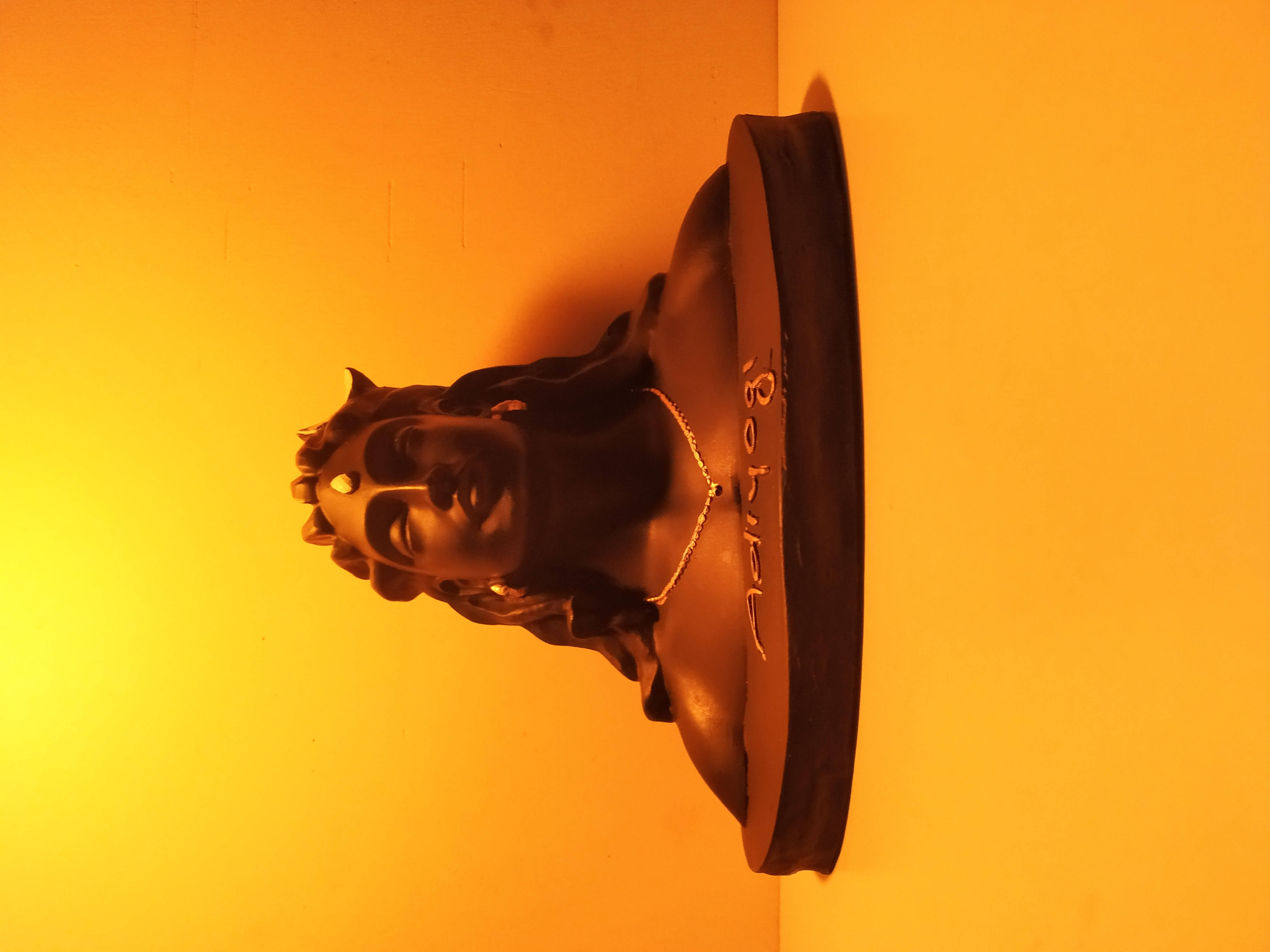 Adiyogi Shiva, bronze bust, crown, 4K Desktop Wallpaper