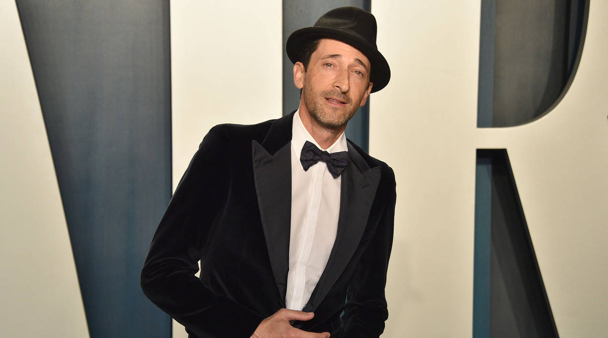Adrien Brody, fedora hat, black velvet tuxedo, SD Desktop Wallpaper