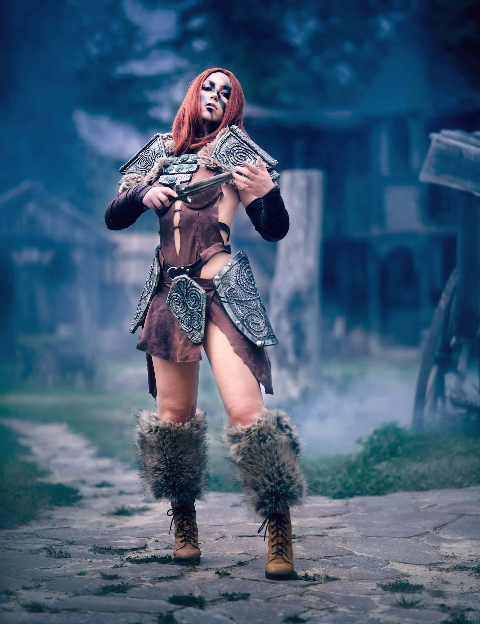 Aela The Huntress, red hair, ornate armor, 2K Phone Wallpaper