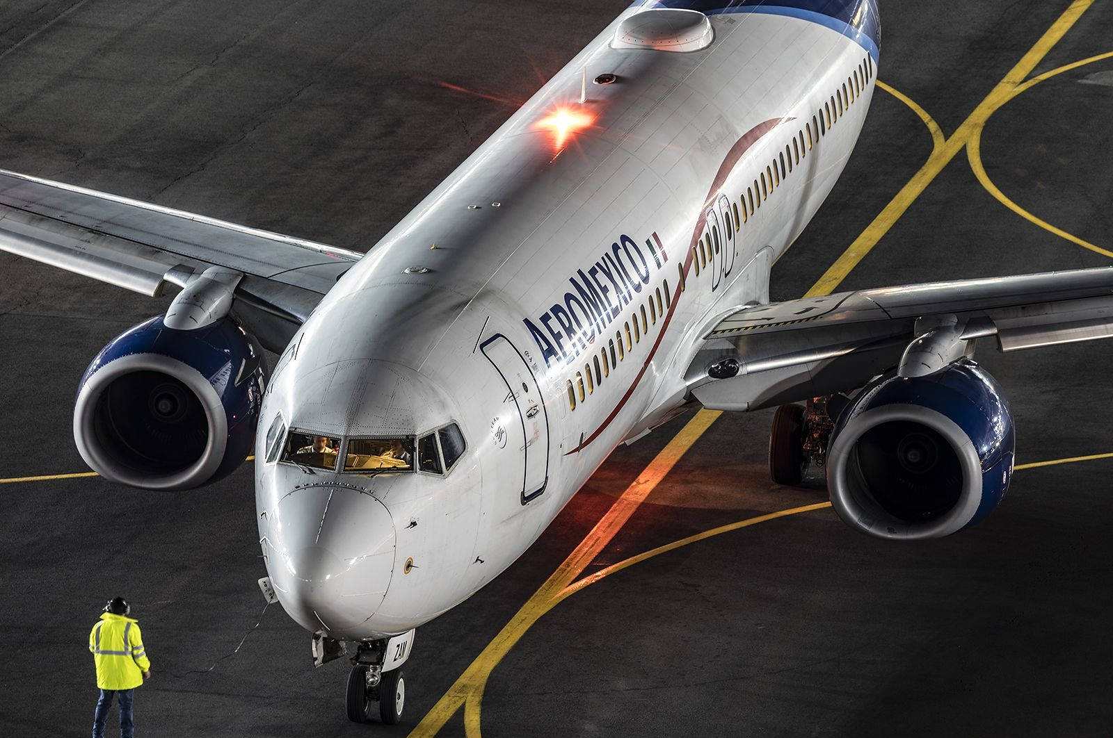 Aeromexico, airplane, tarmac, HD Desktop Wallpaper