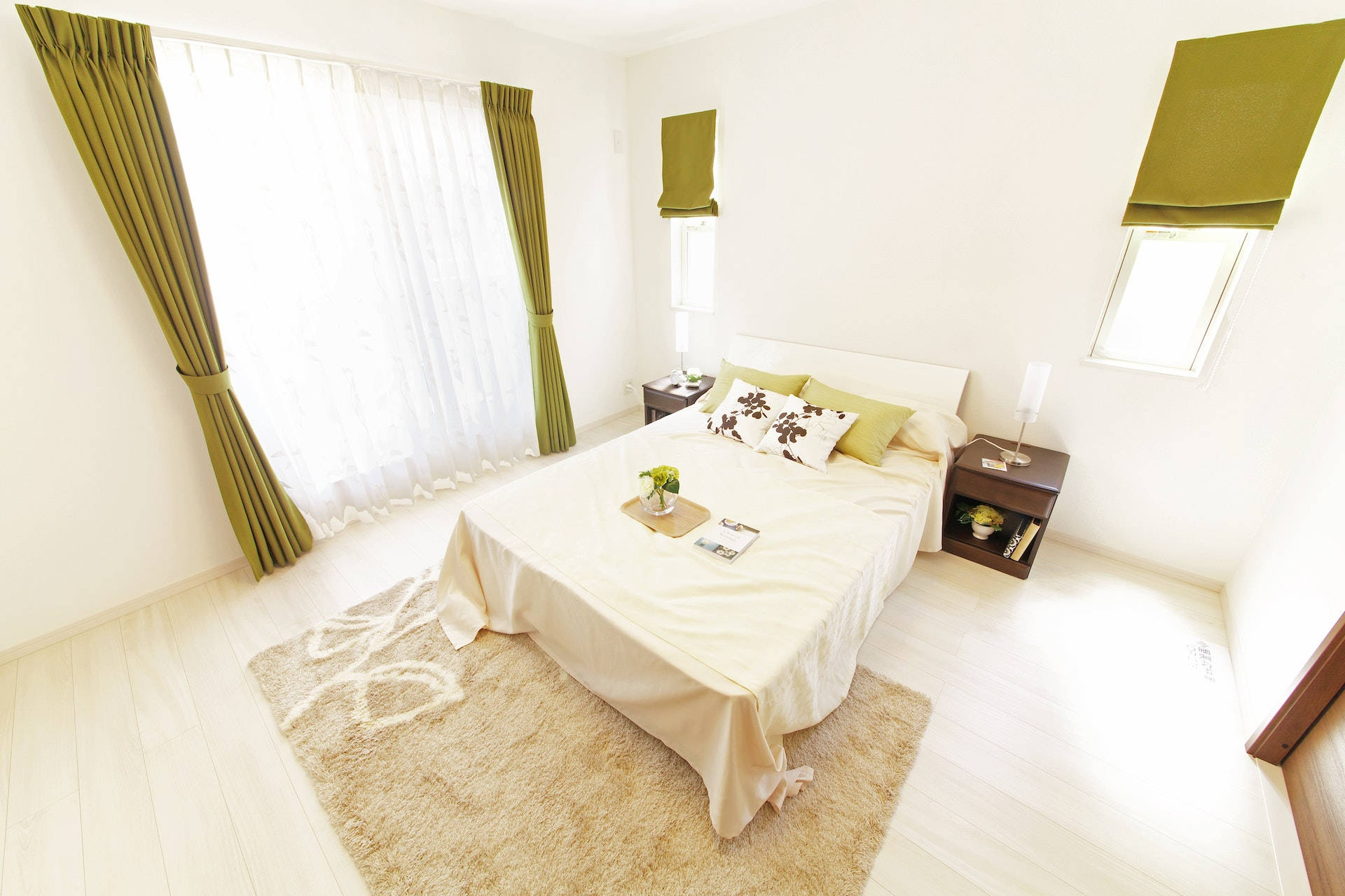 olive green curtains, beige rug, neatly made bed, Full HD Desktop Wallpaper