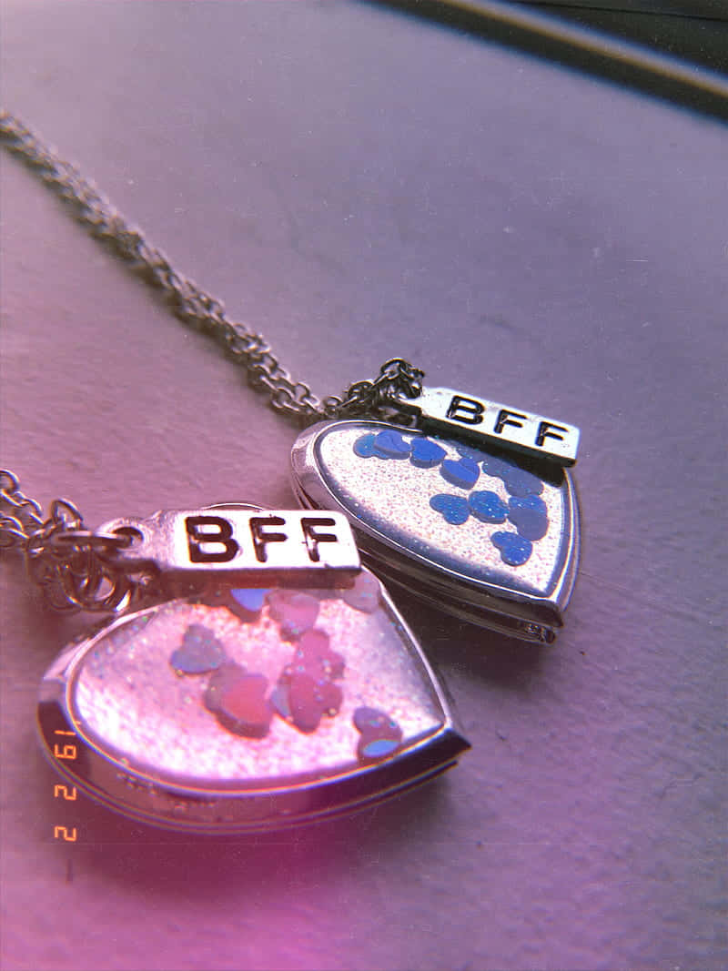 BFF, heart-shaped locket necklaces, purple surface, SD Phone Wallpaper
