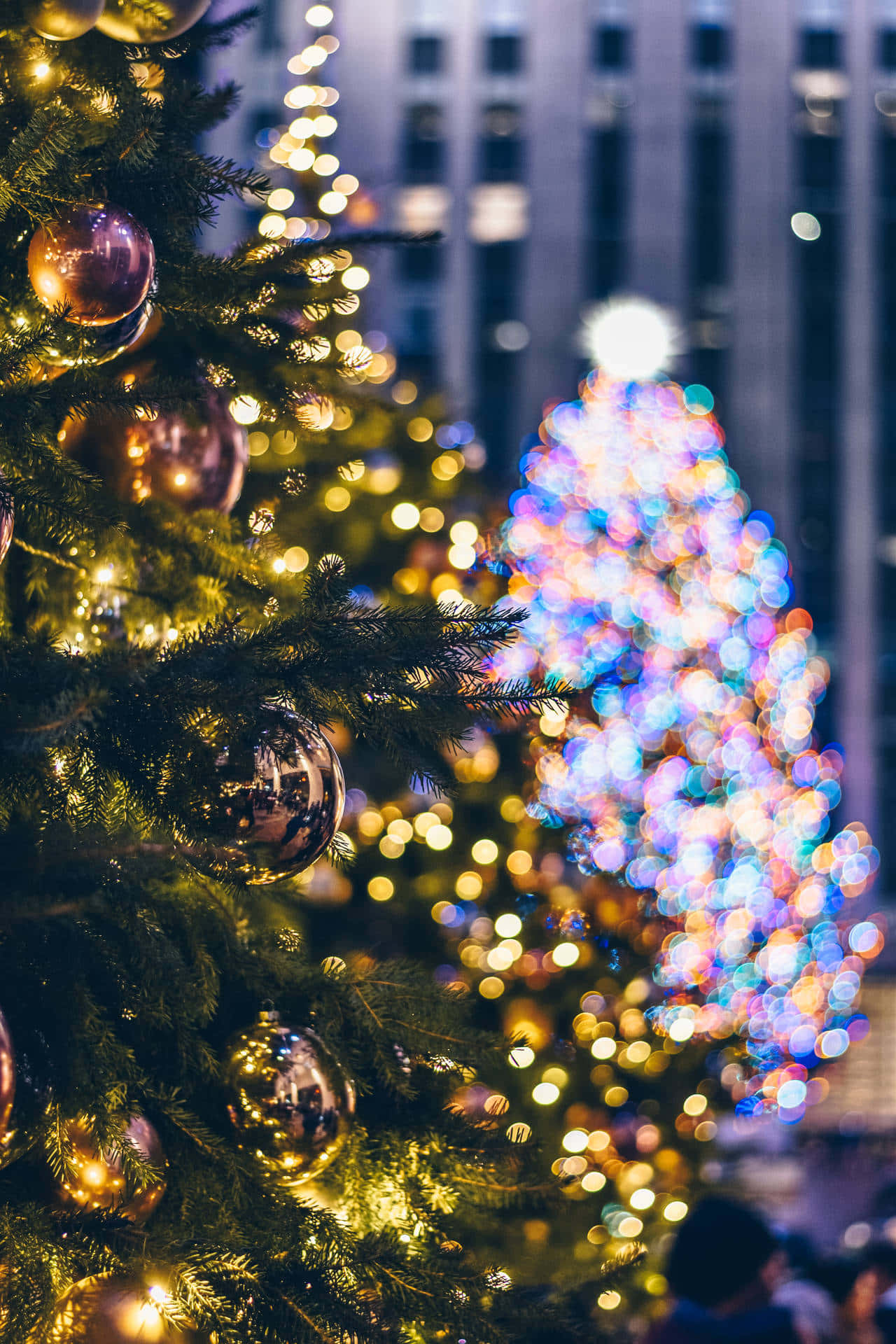 Aesthetic Christmas Laptop, Christmas tree, golden ornaments, Full HD Phone Wallpaper