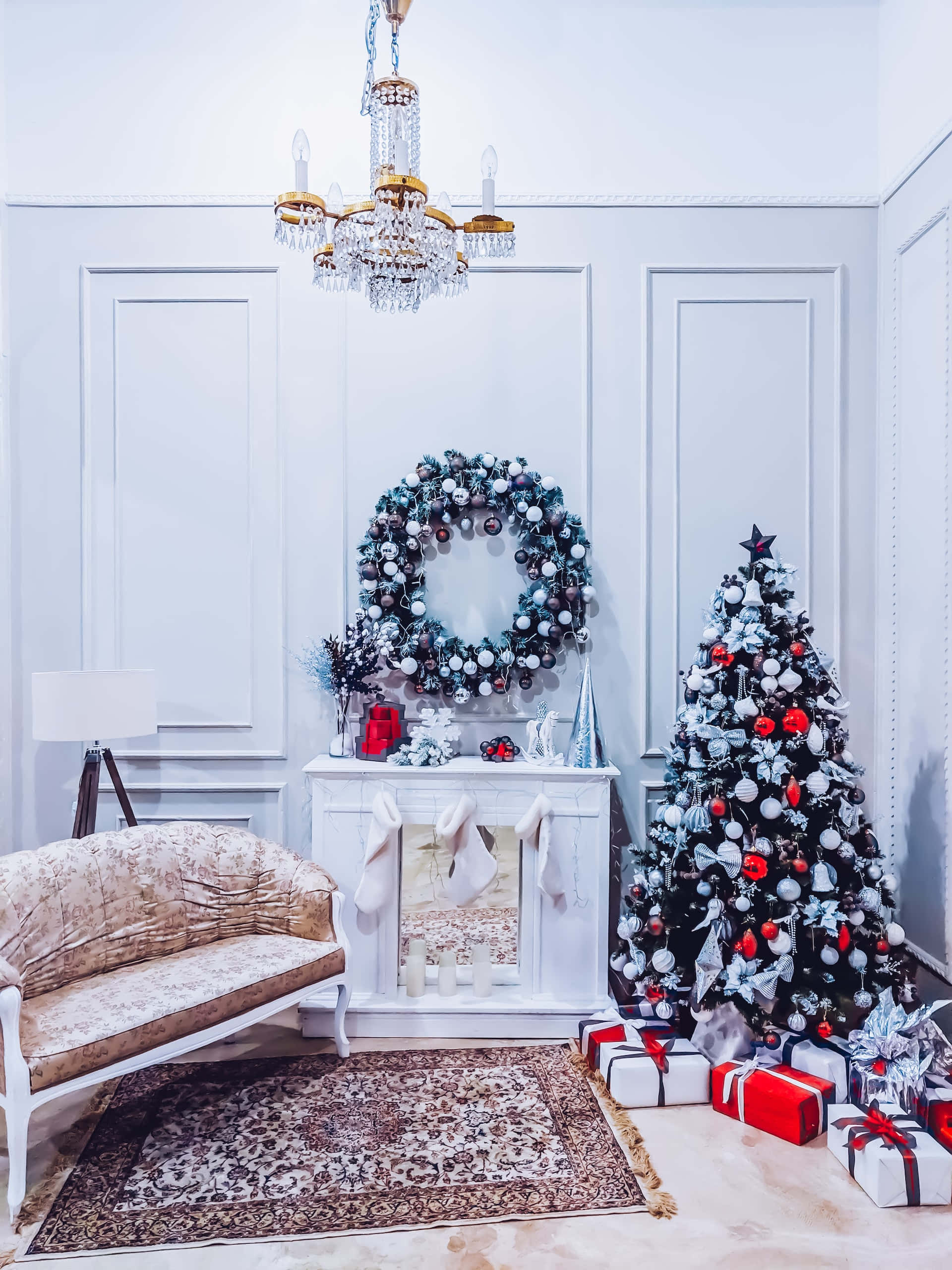 aesthetic christmas tree, white room, red ornaments, 2K Phone Wallpaper