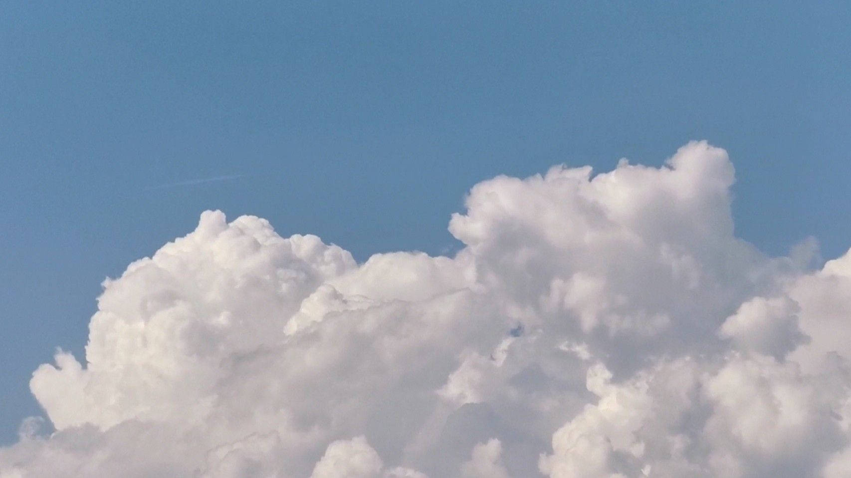 Pudgy Aesthetic Cloud Desktop, fluffy white clouds, clear blue sky, HD Desktop Wallpaper