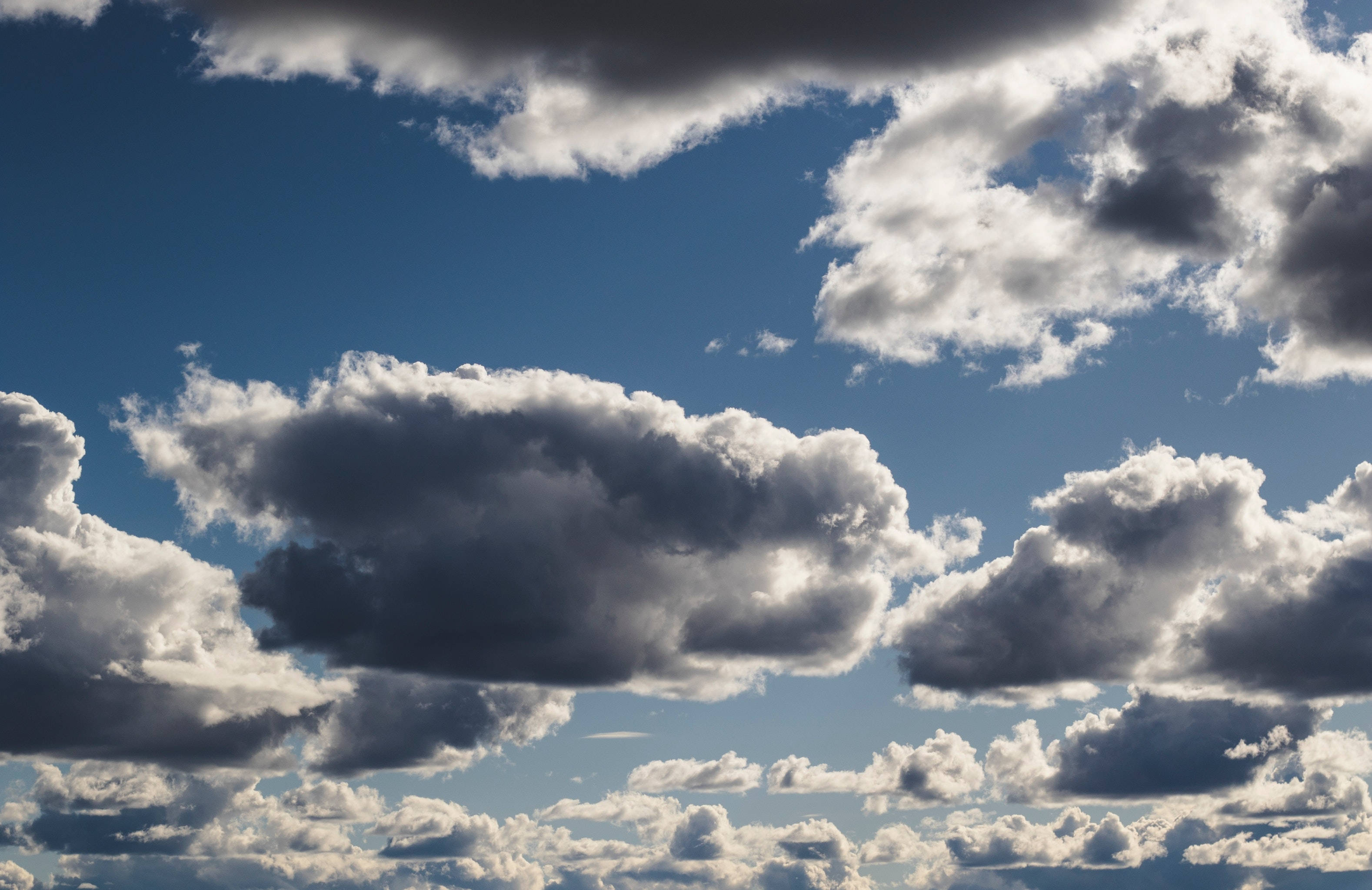 Patch Of Blue Aesthetic Cloud, cumulus clouds, dark undersides, 2K Desktop Wallpaper