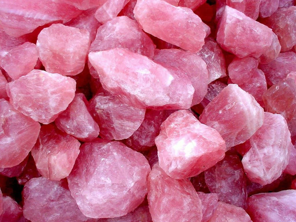 Aesthetic Crystal, pink rose quartz, translucent facets, SD Desktop Wallpaper