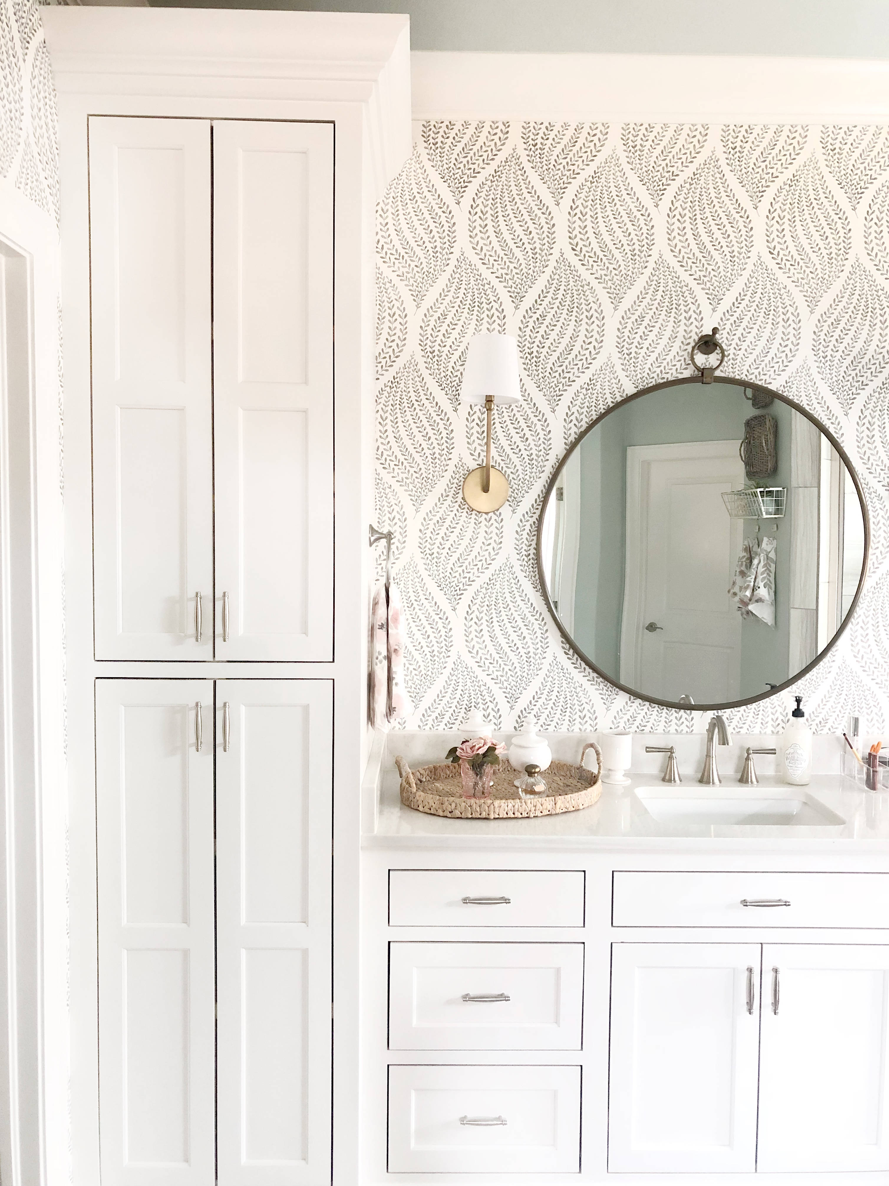 White Vintage Nest, bathroom, round mirror, 4K Phone Wallpaper