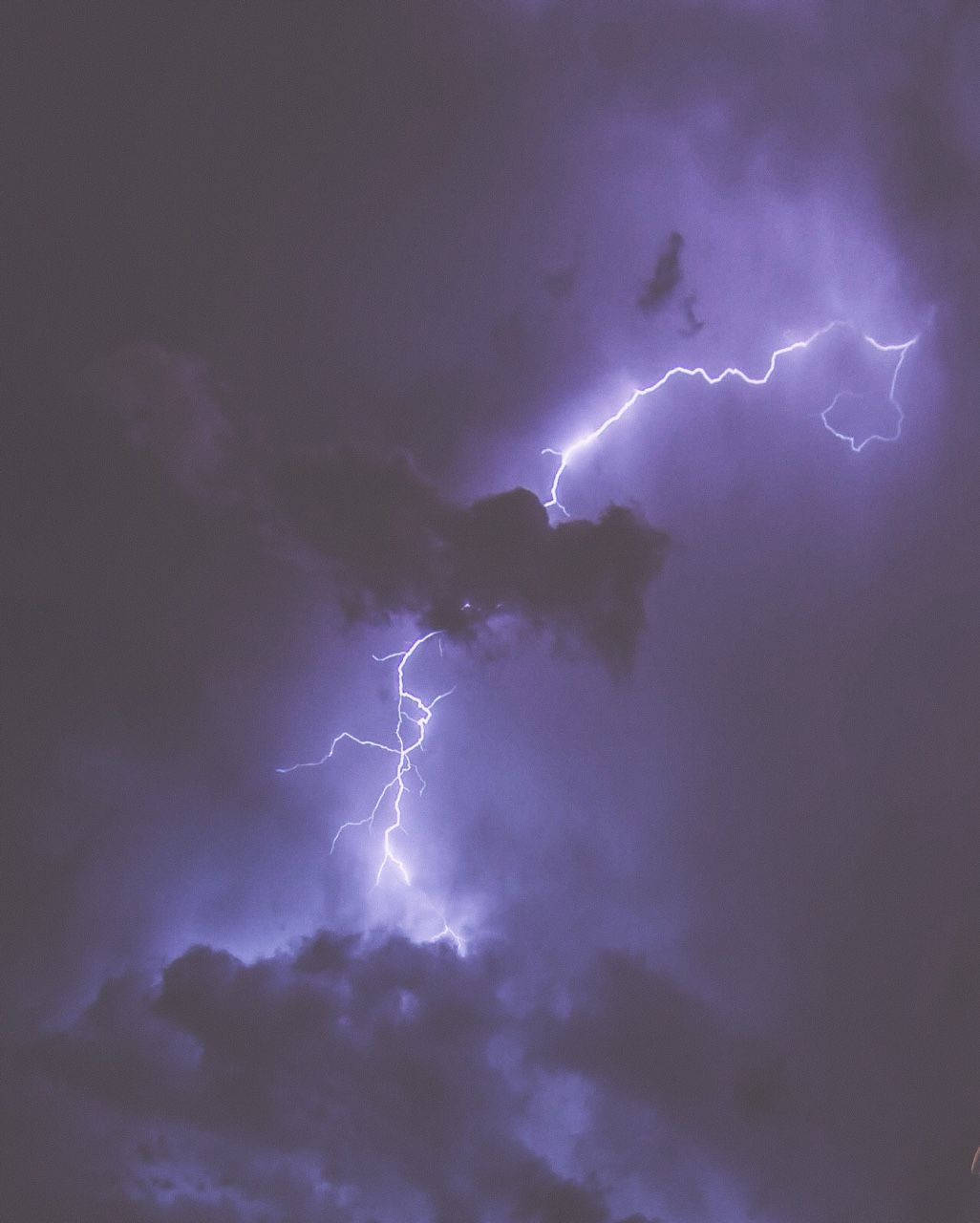 aesthetic lightning, purple lightning, storm clouds, HD Phone Wallpaper