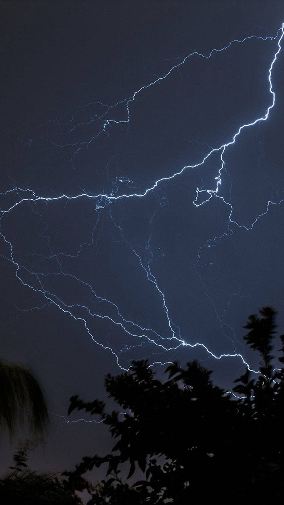 Aesthetic Lightning, night sky, jagged white lightning bolts, Full HD Phone Wallpaper