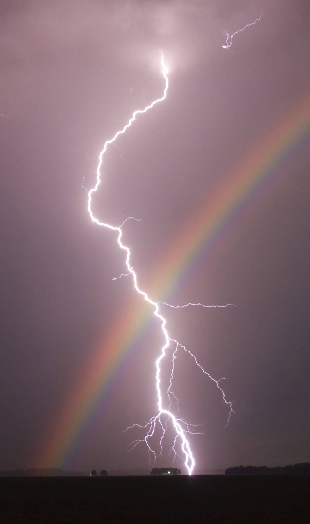 Aesthetic Lightning, lightning bolt, stormy sky, HD Phone Wallpaper