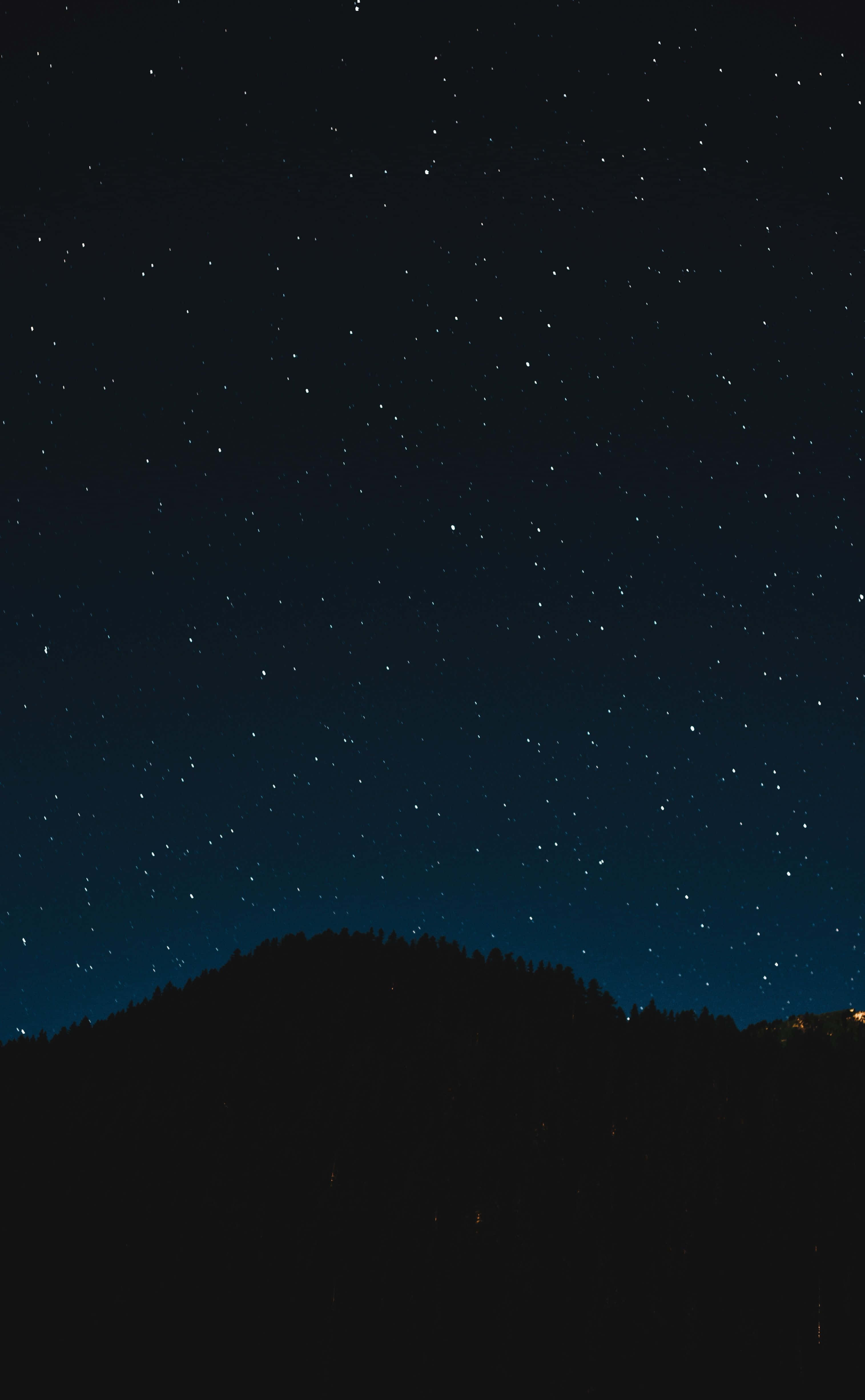 Aesthetic Night Sky, starry night sky, dark forested hill, 4K Phone Wallpaper