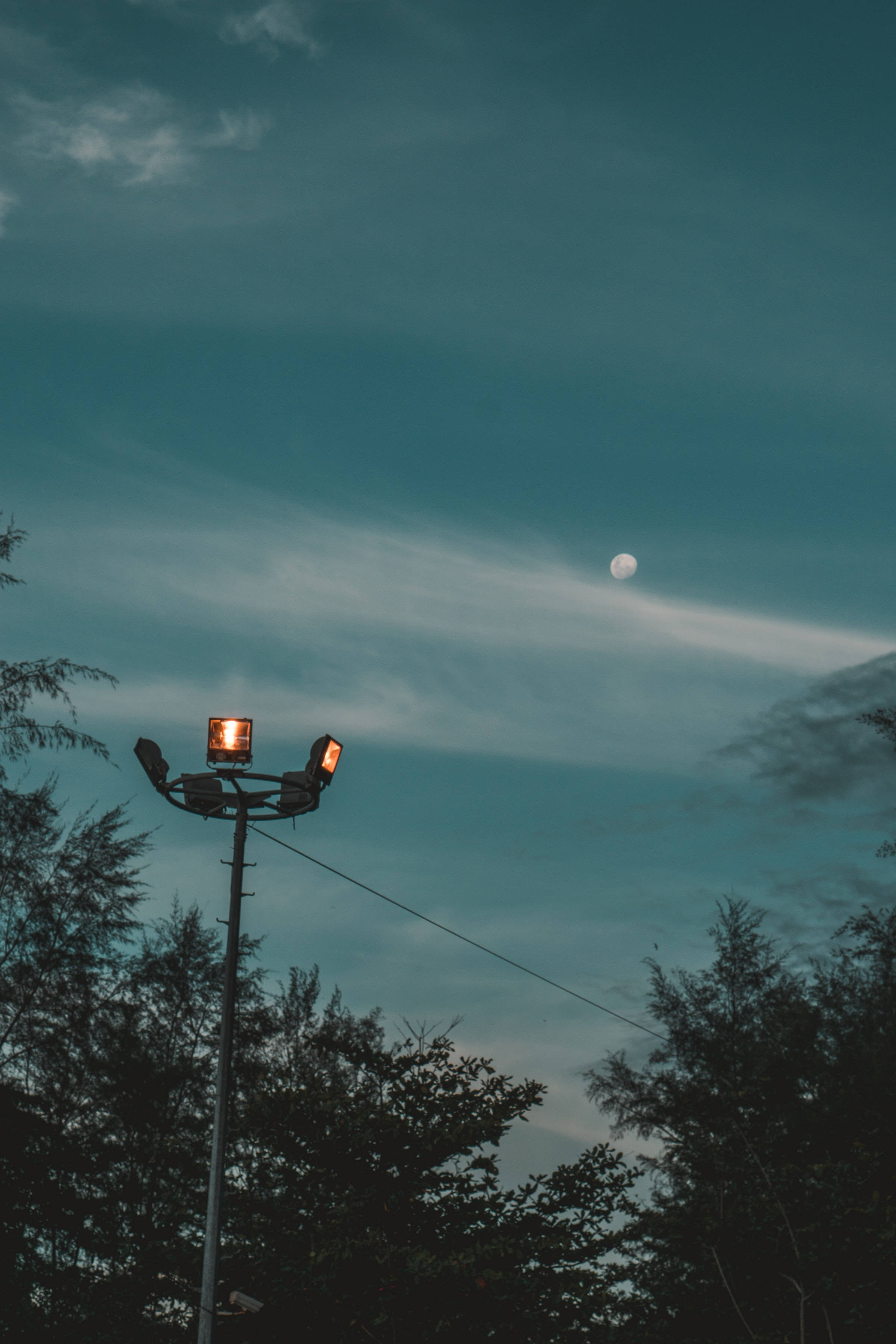 teal twilight sky, moon, wispy clouds, 2K Phone Wallpaper