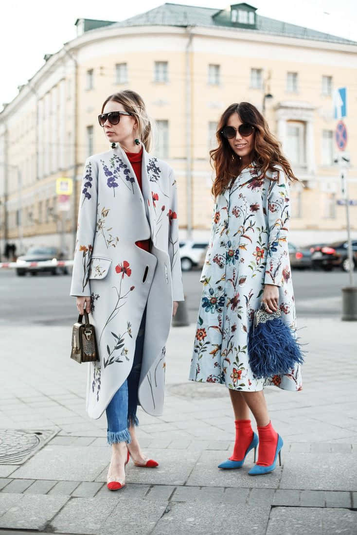 floral coats, bold red blue shoes, city sidewalk, SD Phone Wallpaper