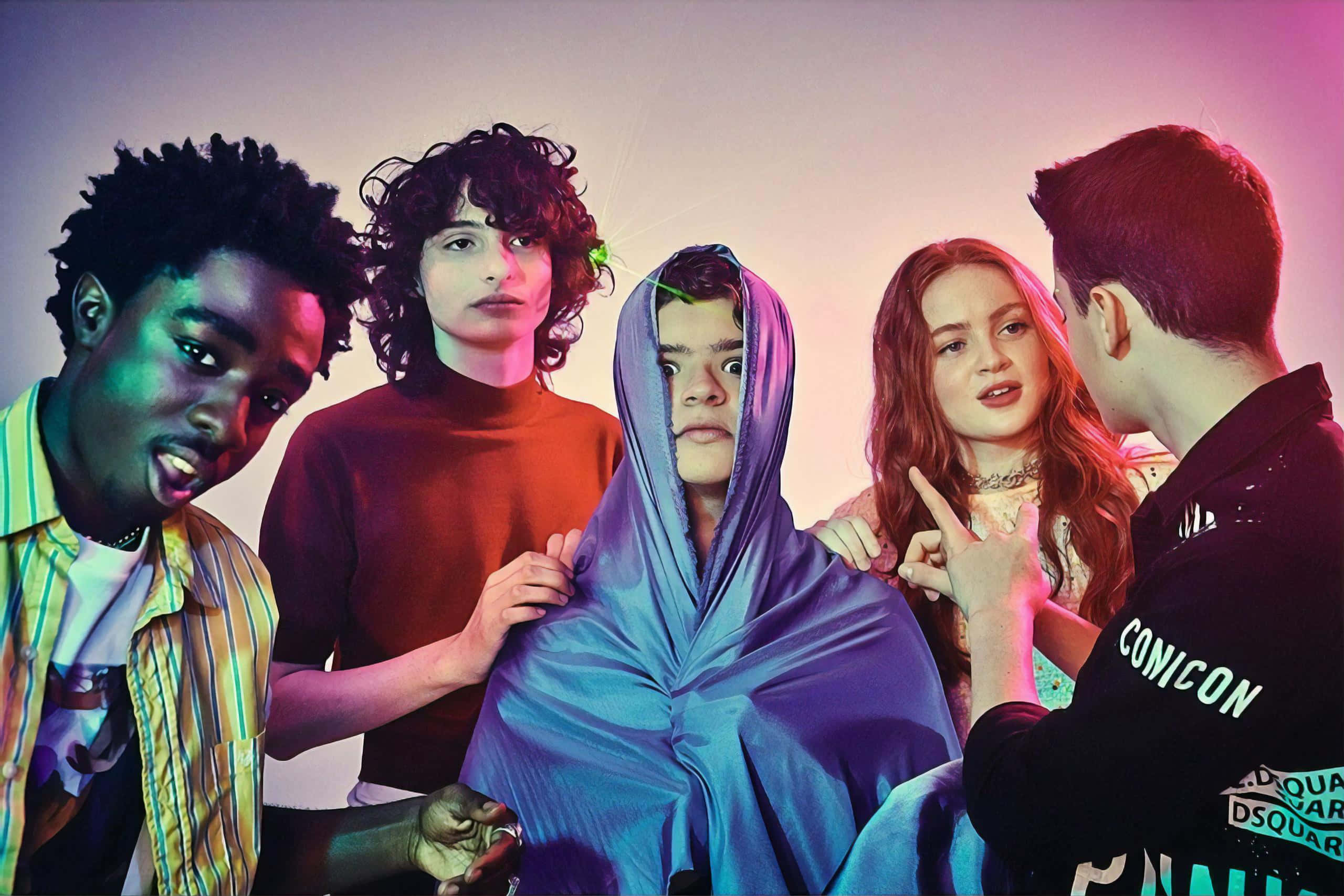 Stranger Things, Eleven, glowing blue hood, 2K Desktop Wallpaper