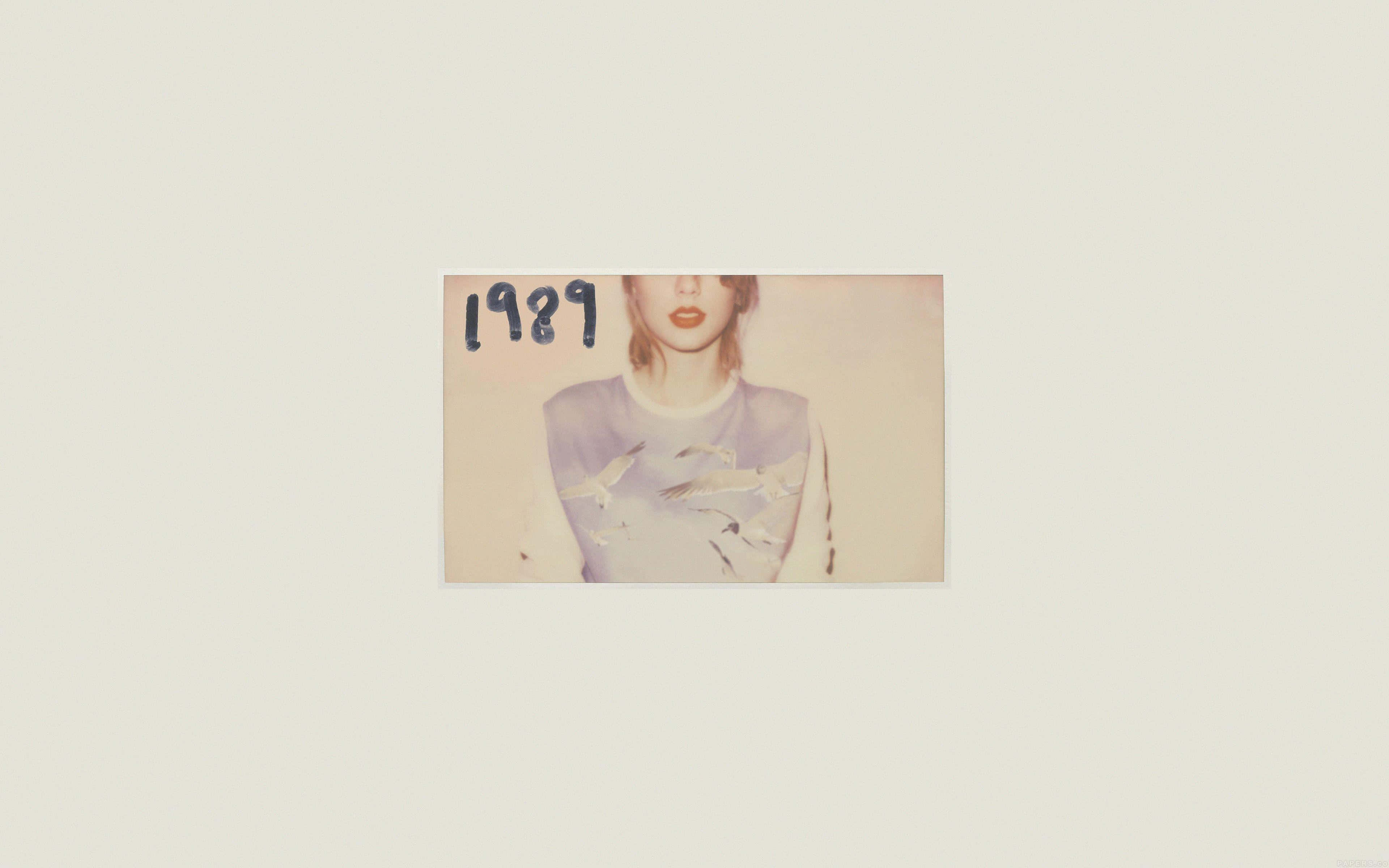 Taylor Swift, 1989, Polaroid aesthetic, 4K Desktop Wallpaper