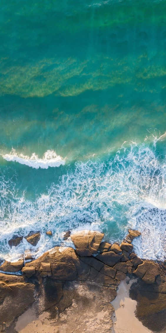 Aesthetic Wave, turquoise waves, rugged brown rocks, SD Phone Wallpaper