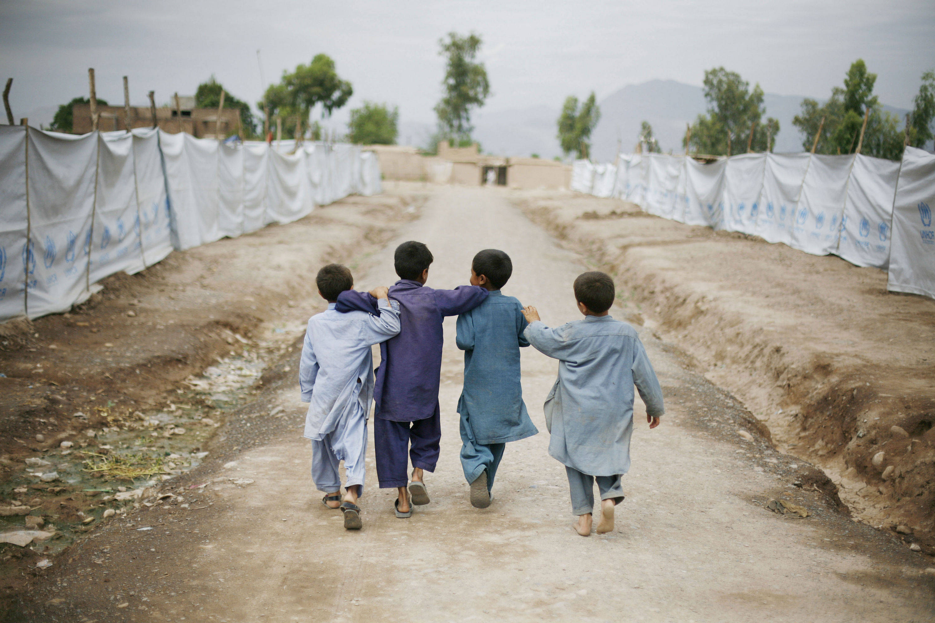 Afghanistan, boys, dusty rural path, 2K Desktop Wallpaper