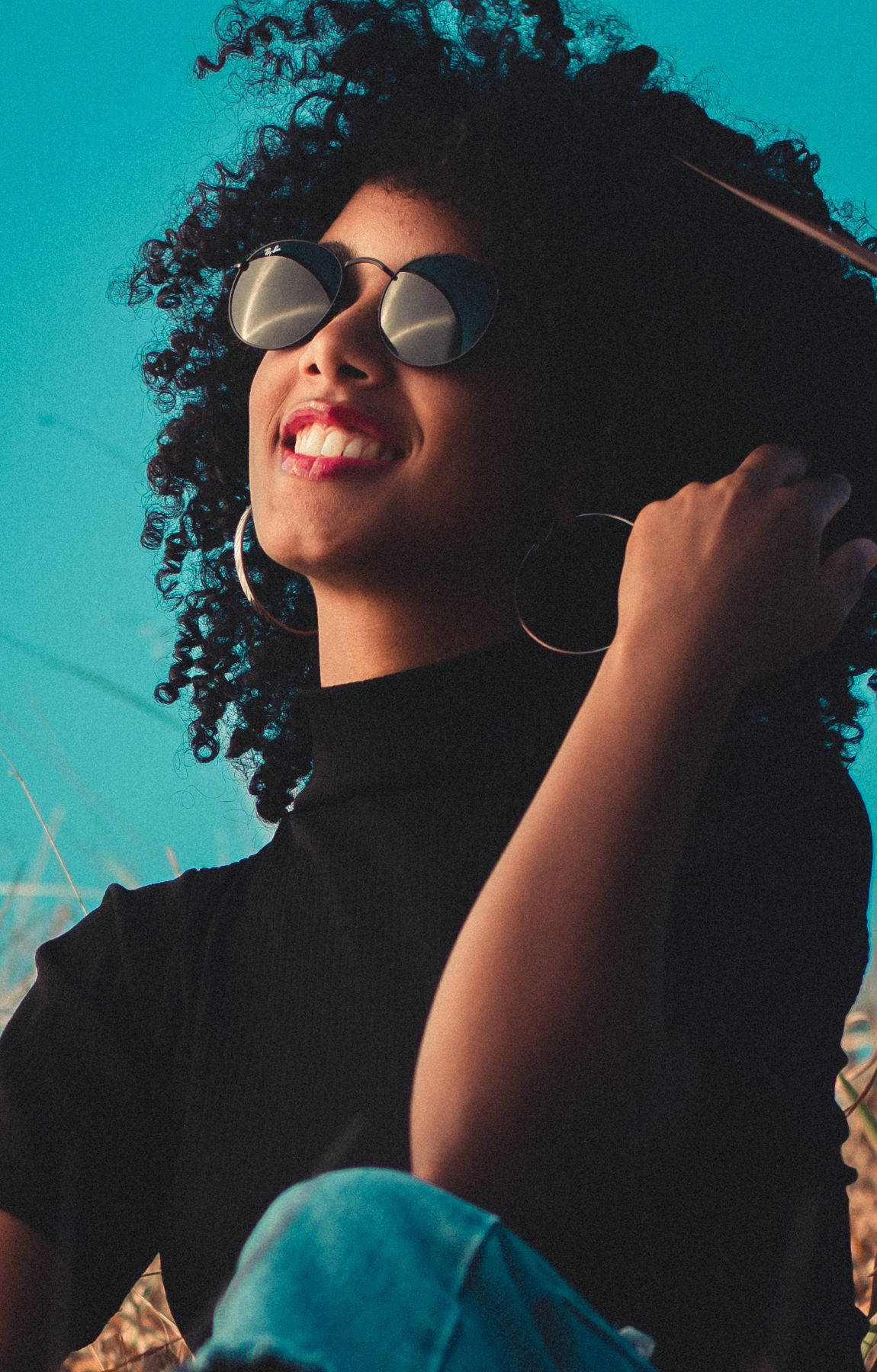 African Woman, curly hair, sunglasses, HD Phone Wallpaper