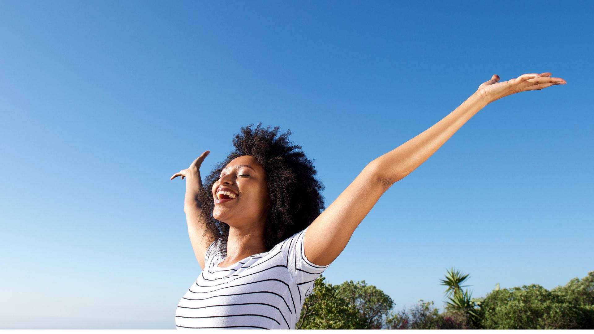 African Woman, curly hair, clear blue sky, Full HD Desktop Wallpaper