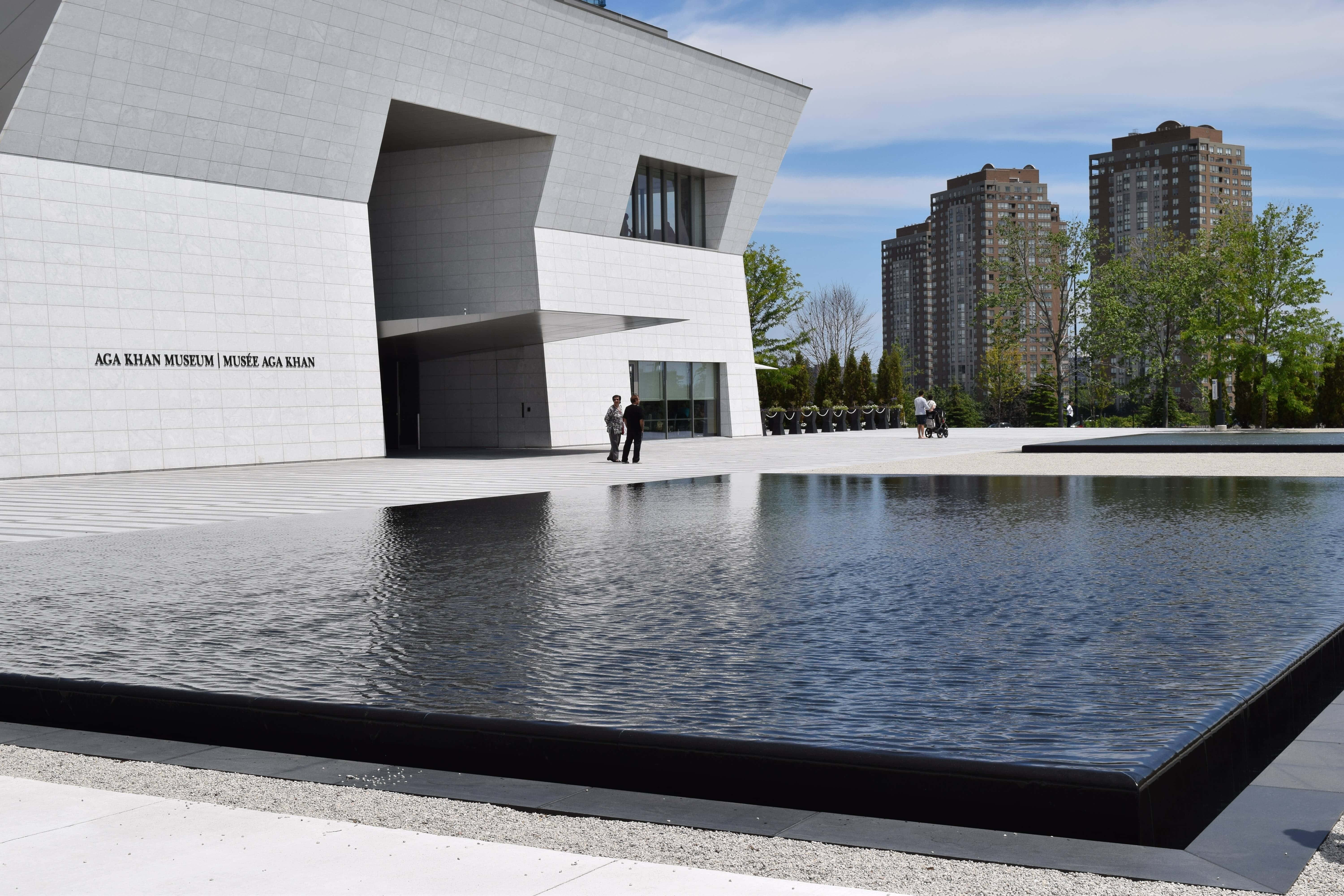 Aga Khan Museum, exterior reflection pool, modern white stone, 5K Desktop Wallpaper